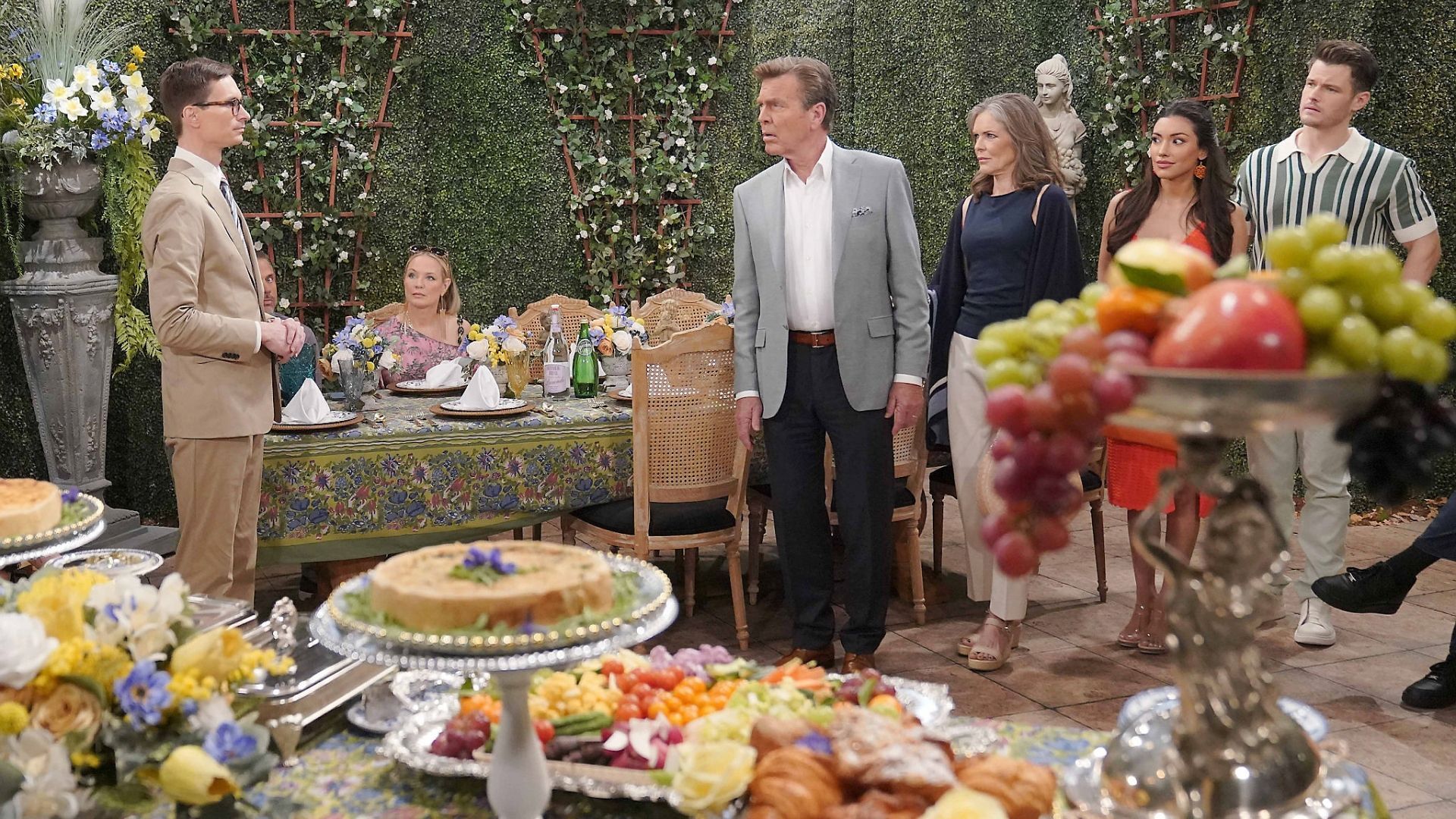 The guests are in for a surprise on The Young and the Restless | Image: JPI