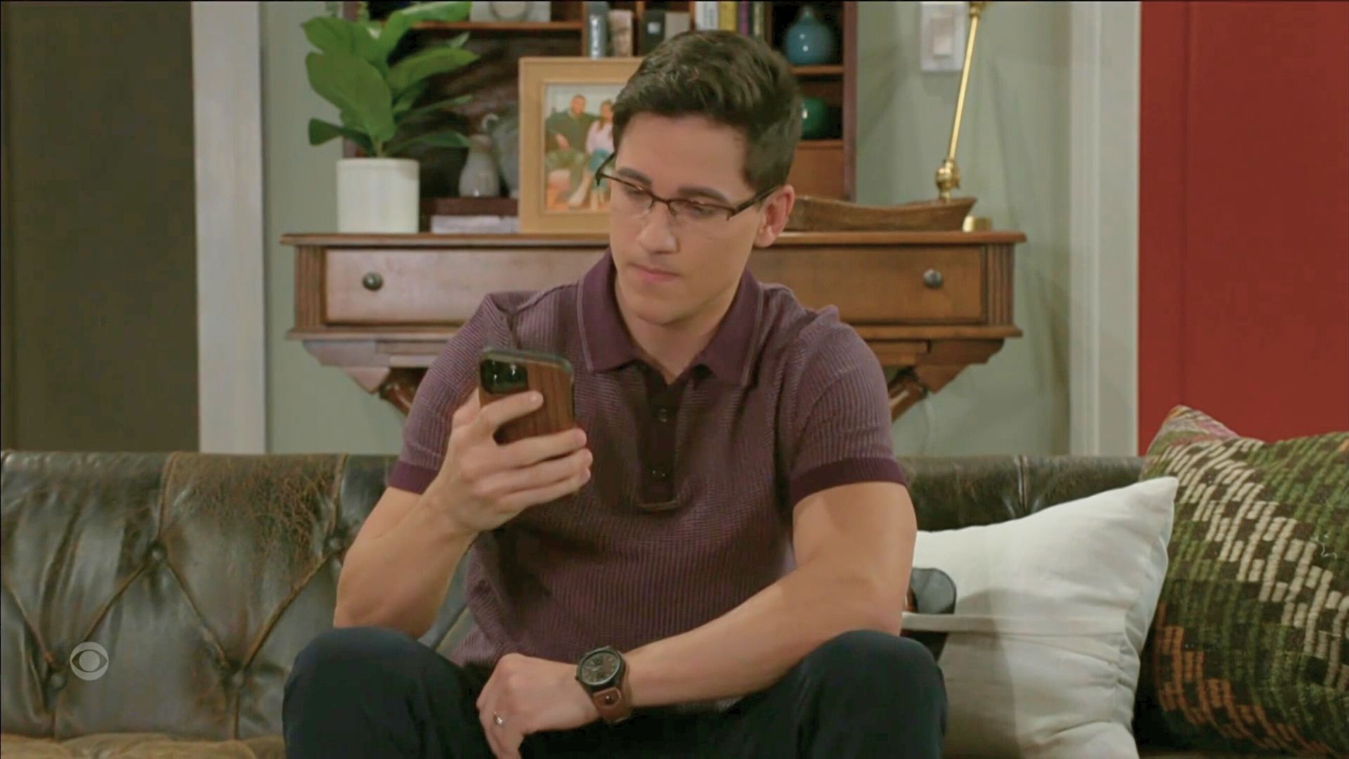 Beyond the Gates: Smitty is on his way to see someone, but who? | Image: CBS