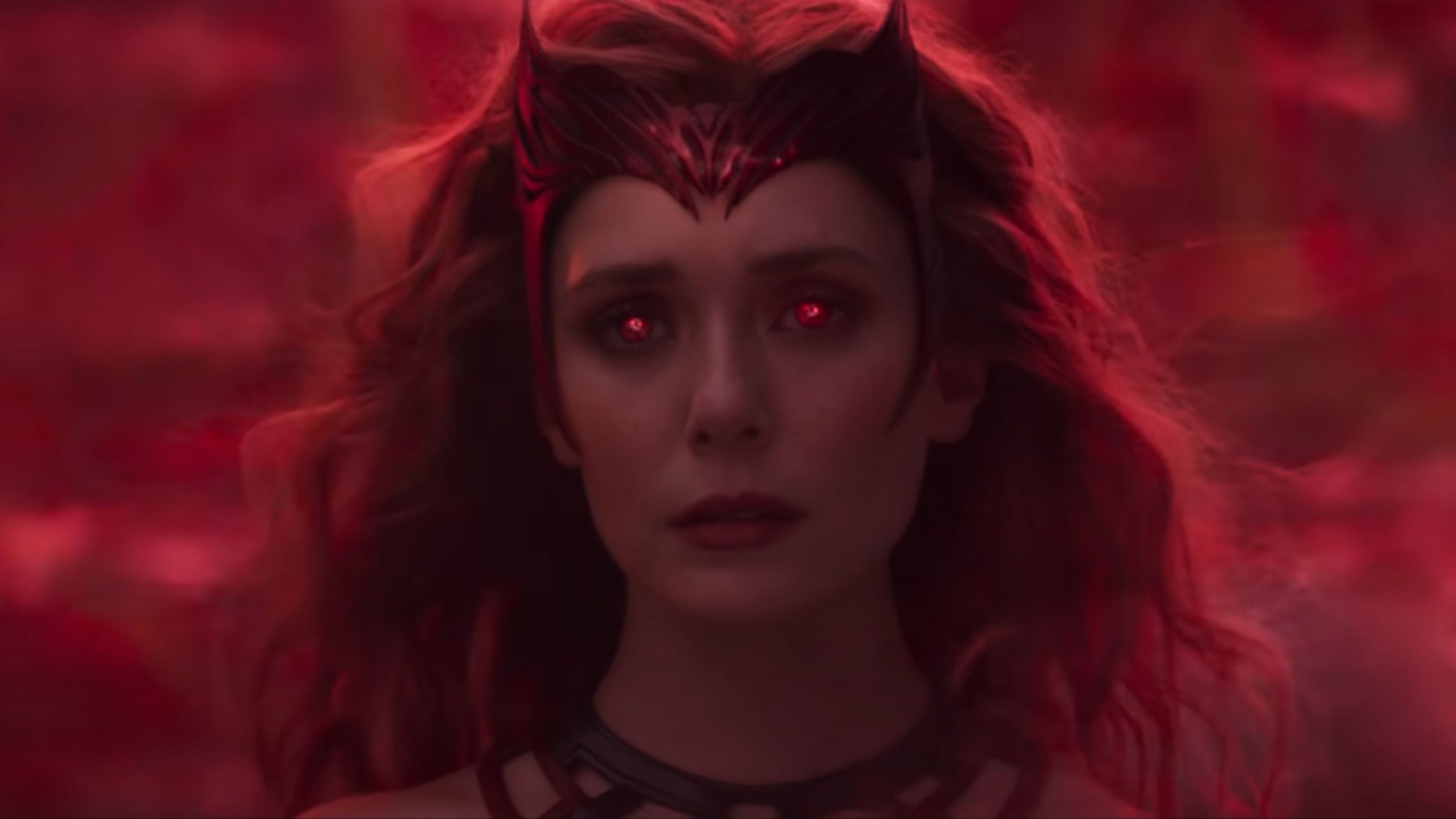 Scarlet Witch in WandaVision (Image via YouTube/Marvel Entertainment)