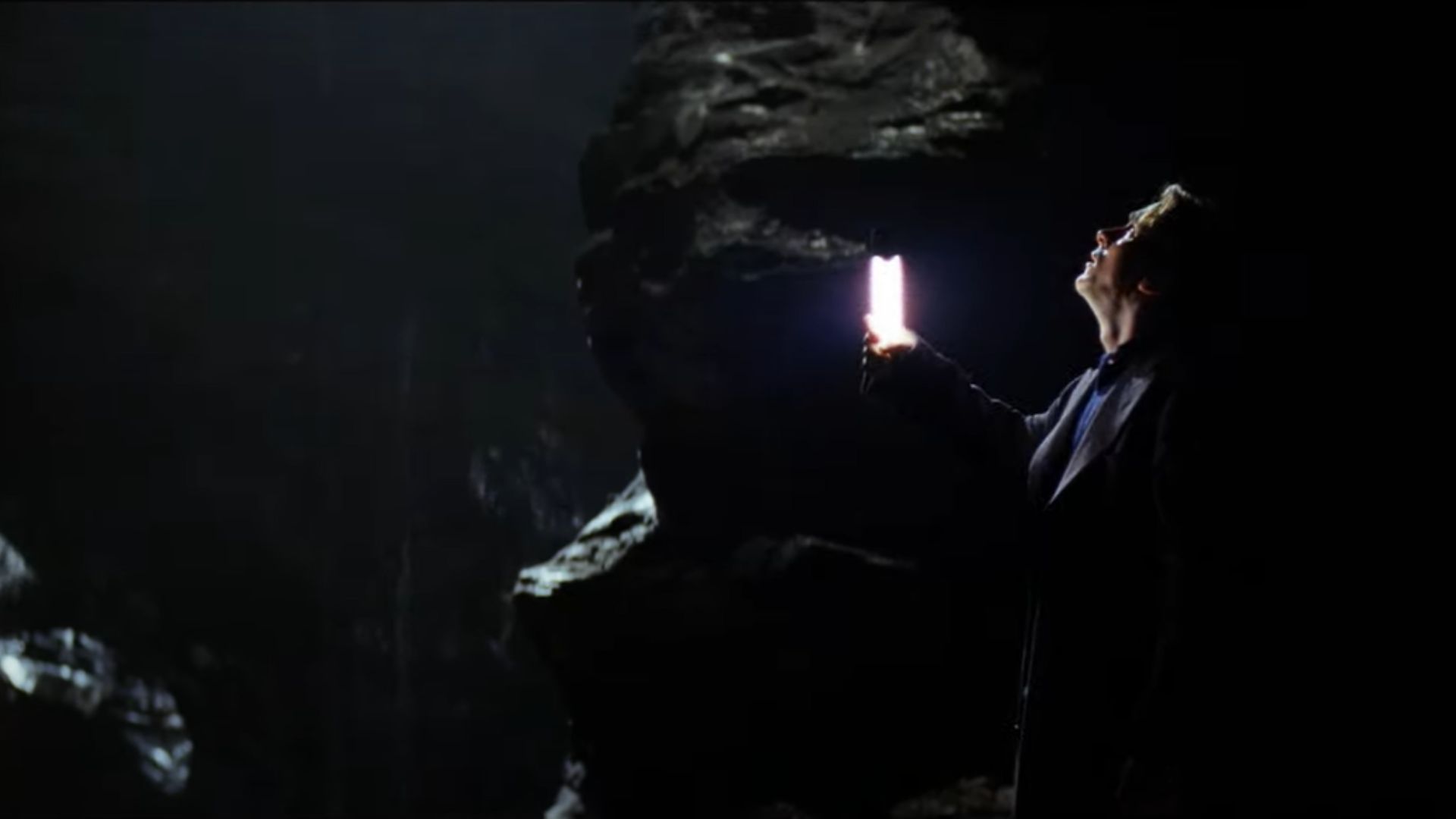 A memorable moment from Batman Begins | Image Source: Warner Bros. Entertainment