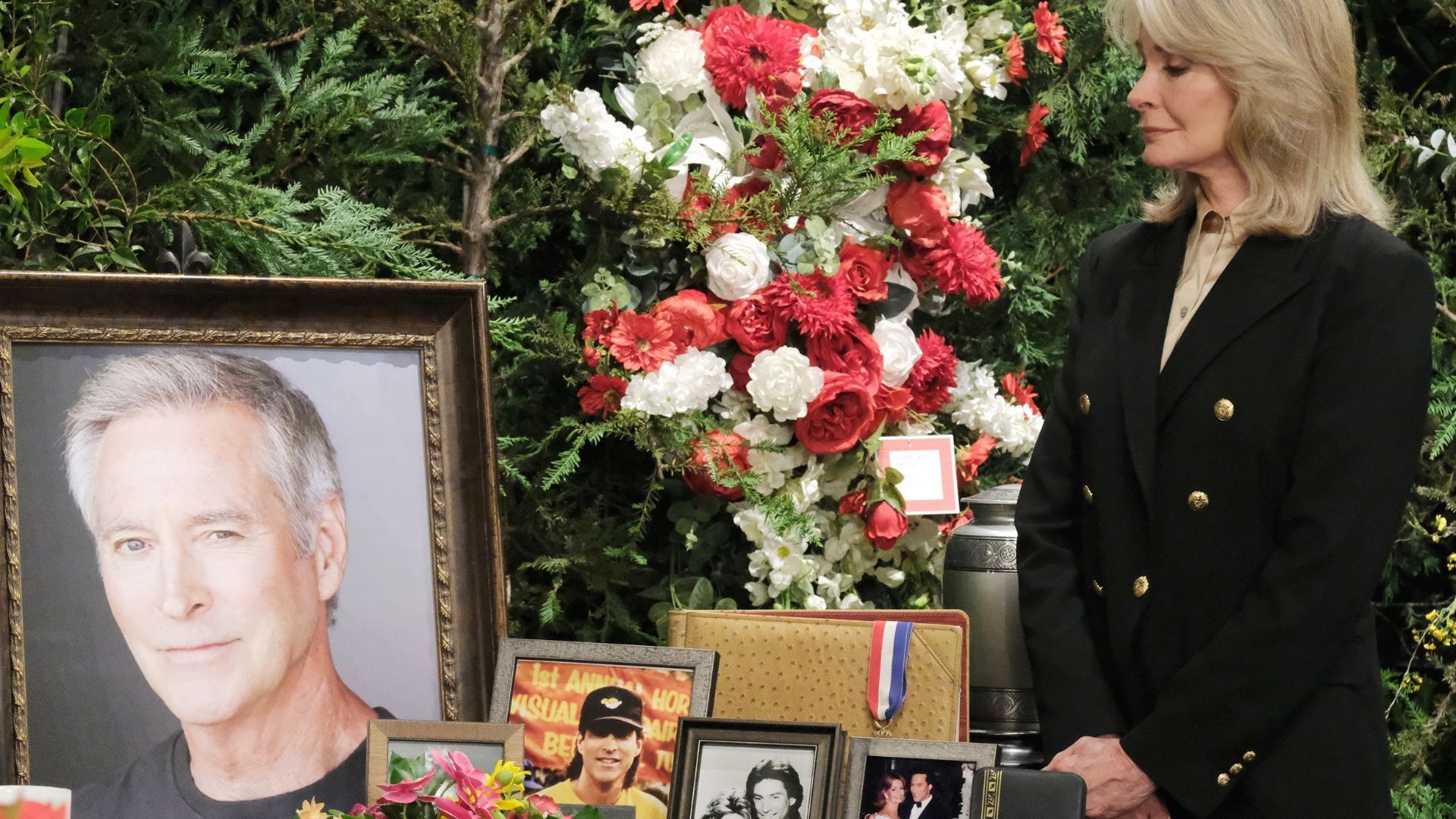 Marlena admires John&#039;s memorabilia | Image: JPI