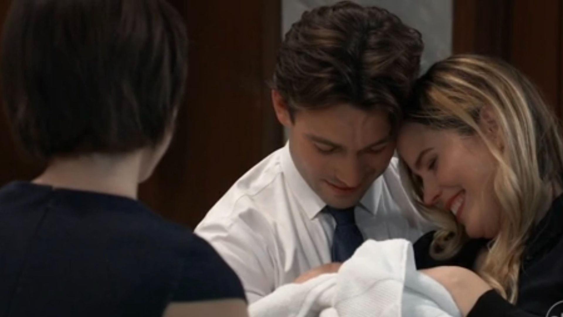 Willow delivers Sasha and Michael
