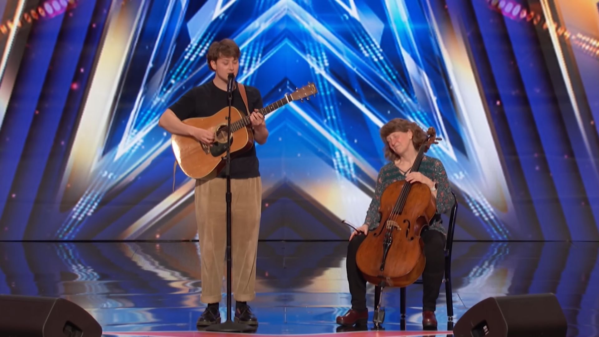 Cole Swensen and his mom Judy on America