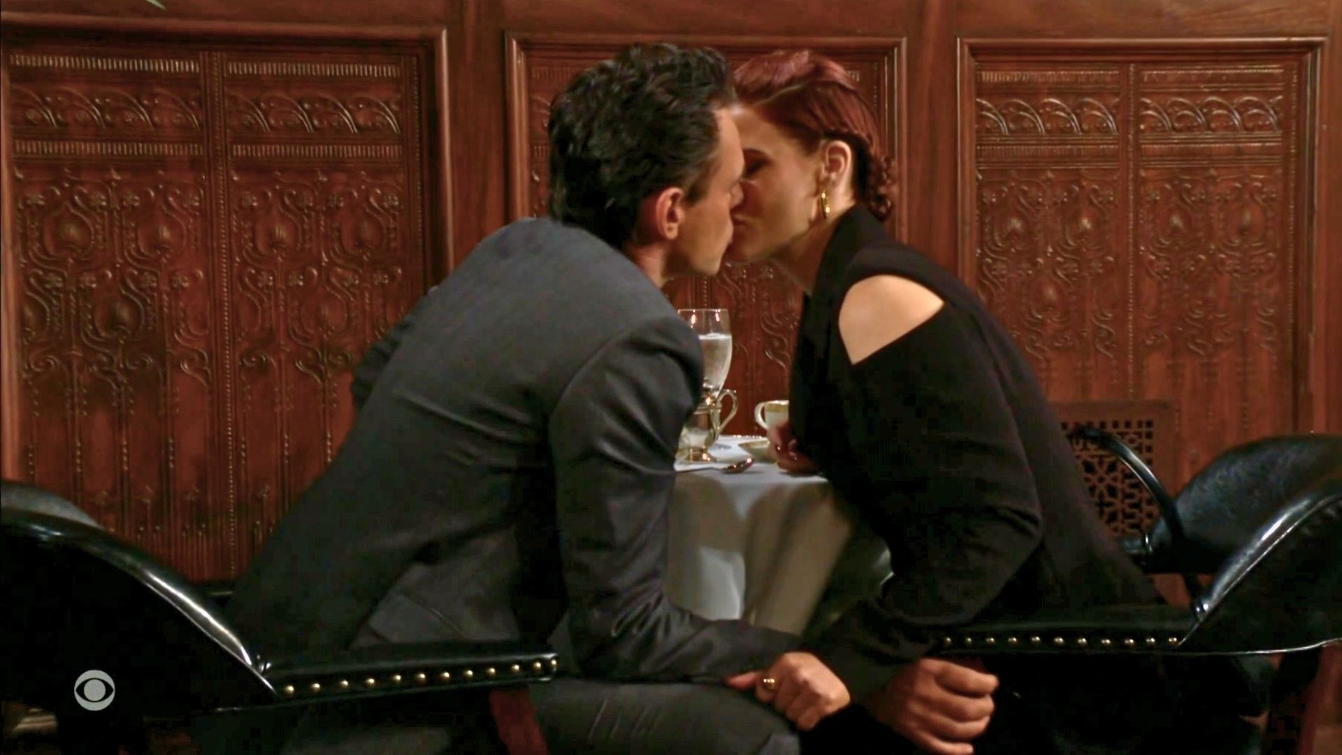 Sally (Courtney Hope) and Billy (Jason Thompson) are together and happy on The Young and the Restless | Image: CBS