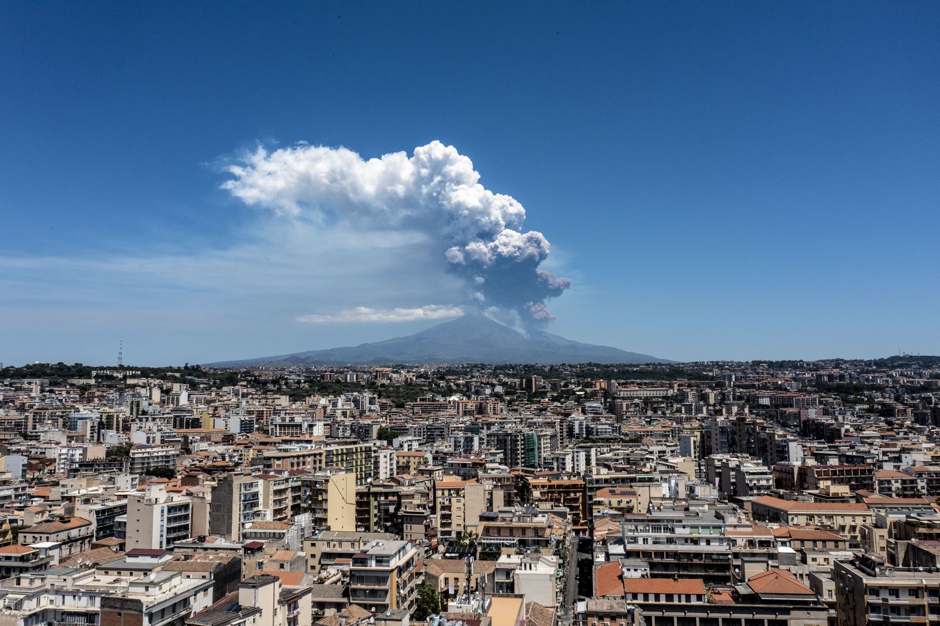 Mount Etna Erupts - Source: Getty