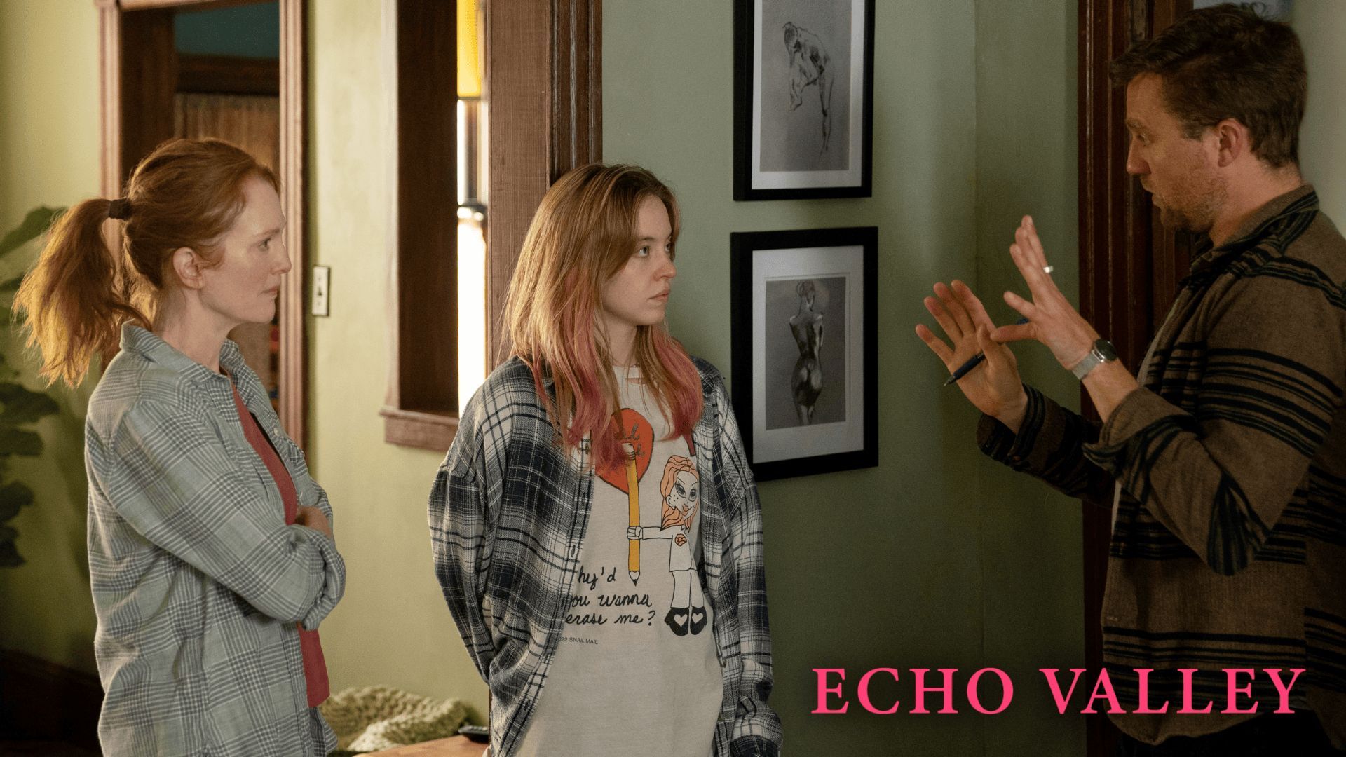 Julianne Moore, Sydney Sweeney, and director and producer Michael Pearce behind-the-scenes of Echo Valley | Image via: Apple TV+.