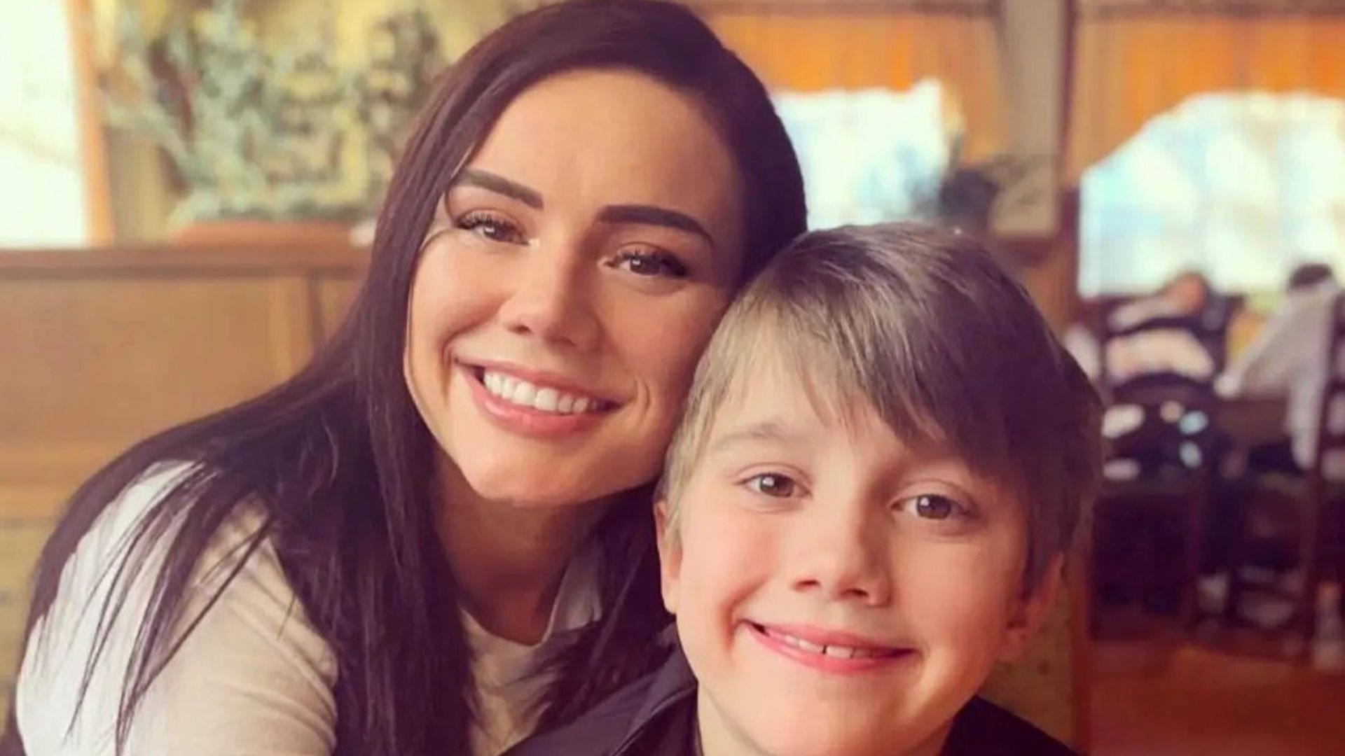 Whitney Purvis with her son Weston (Image via Facebook/Whitney Purvis)