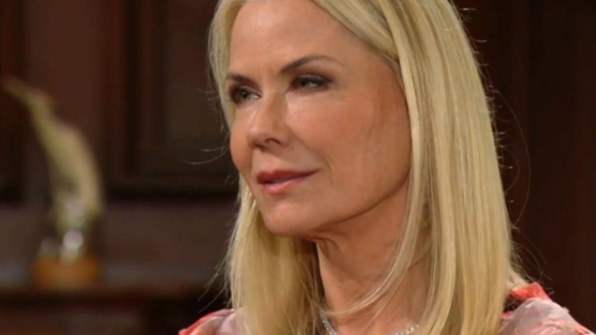 Ridge gives Brooke some news on The Bold and the Beautiful | Image: CBS