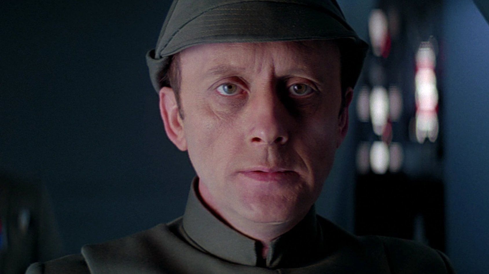 Kenneth Colley as Admiral Piett in the Star Wars franchise (Image via X/@PlaneteStarWars)