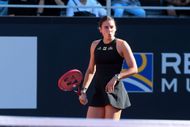 Emma Navarro gestures against Kamilla Rakhimova in the Internazionali BNL D'Italia - Source: Getty