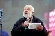 Mike Leigh was the first film director to receive the Honorary Heart of Sarajevo Award. (Image via Getty)