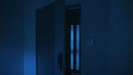 Dark rooms in Wall to Wall | Image via Netflix