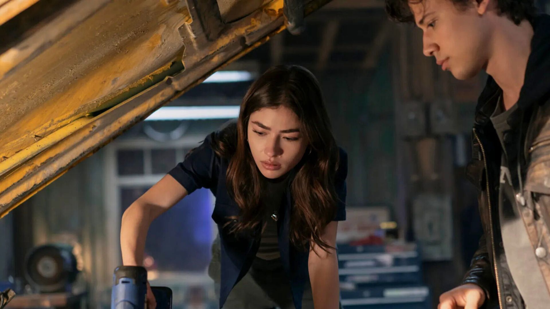 Zac and Caitlyn in Motorheads | Image via Prime Video