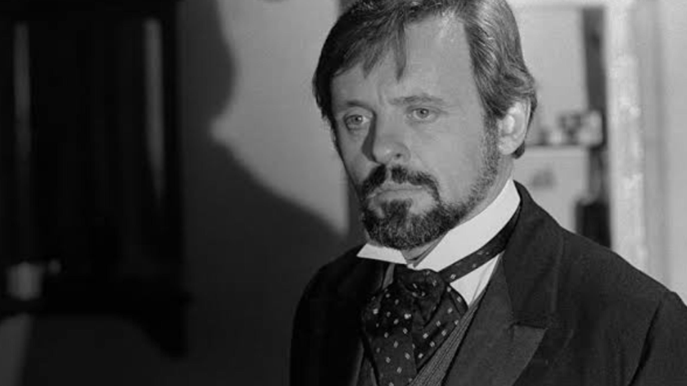 The Elephant Man | Image Source: Paramount Pictures
