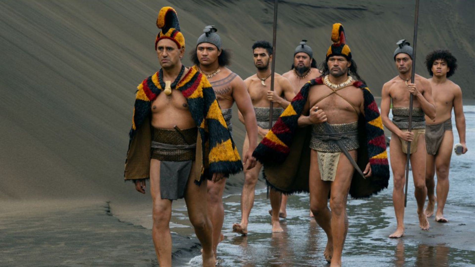 Keoua strikes a deal with King Kahekili to defeat Kamehameha (Image Via AppleTV+)