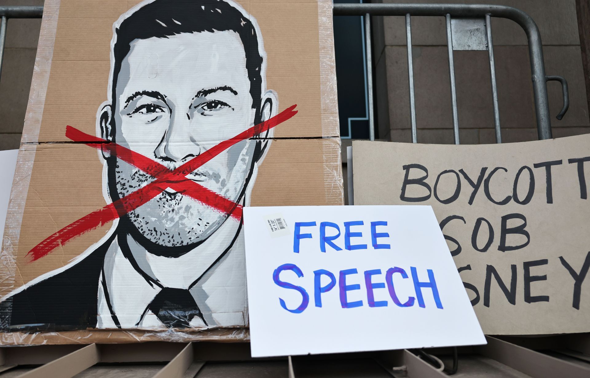 ABC Pulls Jimmy Kimmel From Late Show After Comments About Charlie Kirk Shooting (Image via Getty)