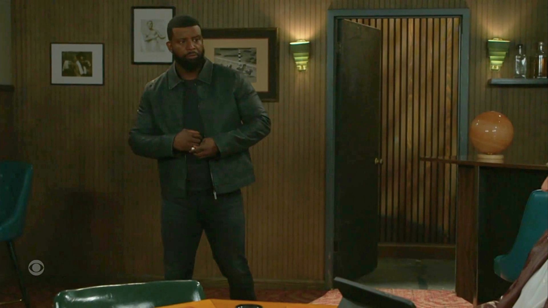 Beyond the Gates: Randy returned, with a gun | Image: CBS