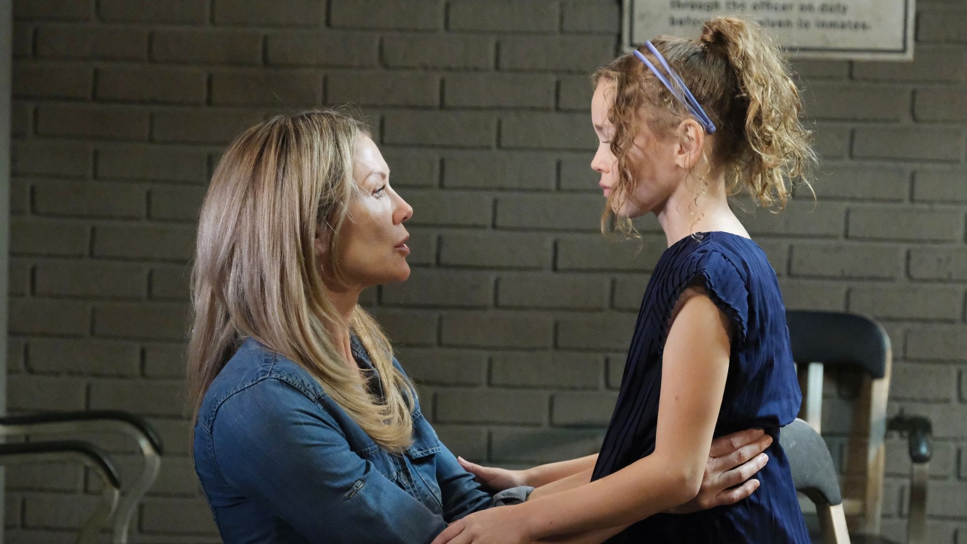 Kristen is surprised to see Rachel | Image: JPI