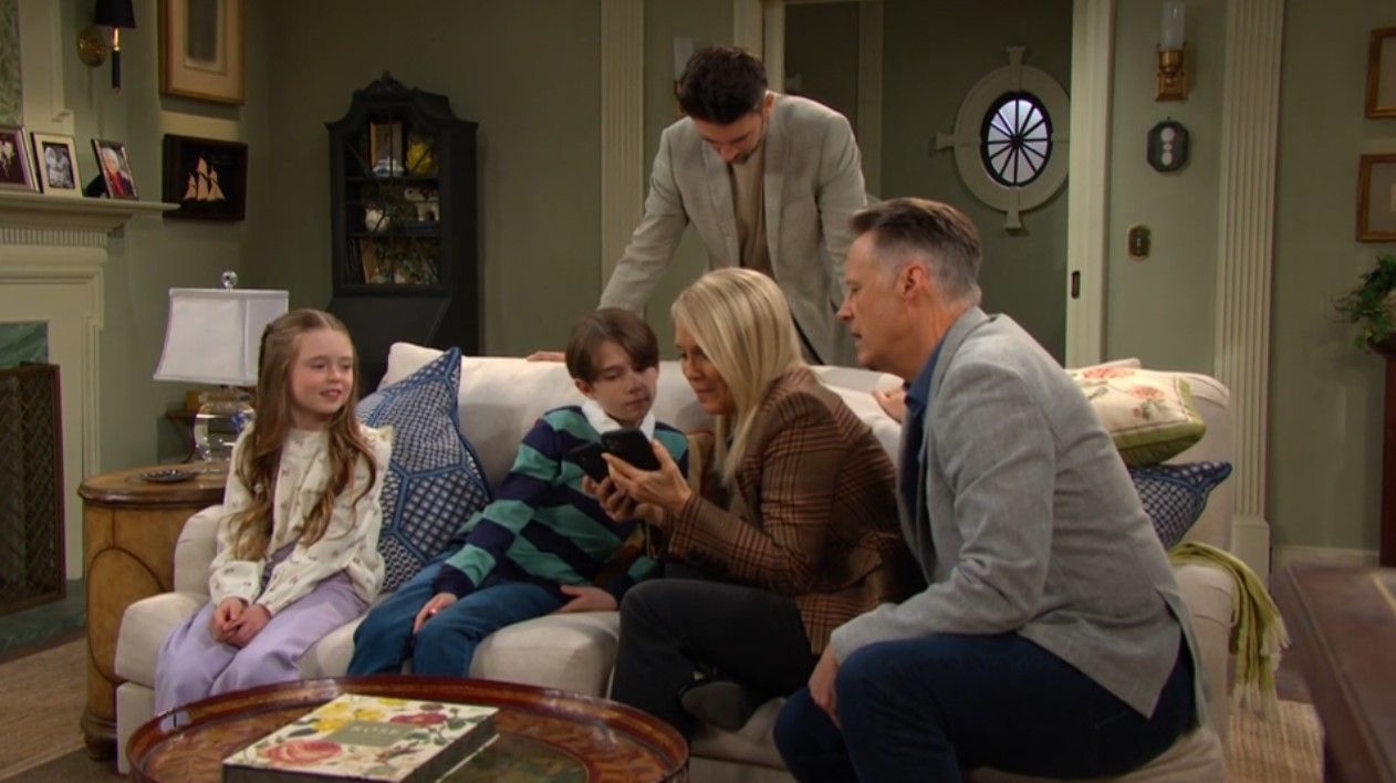 Jack (Matthew Ashford) and Jennifer (Melissa Reeves) enjoyed grandparent time with the kids. \Image: Peacock