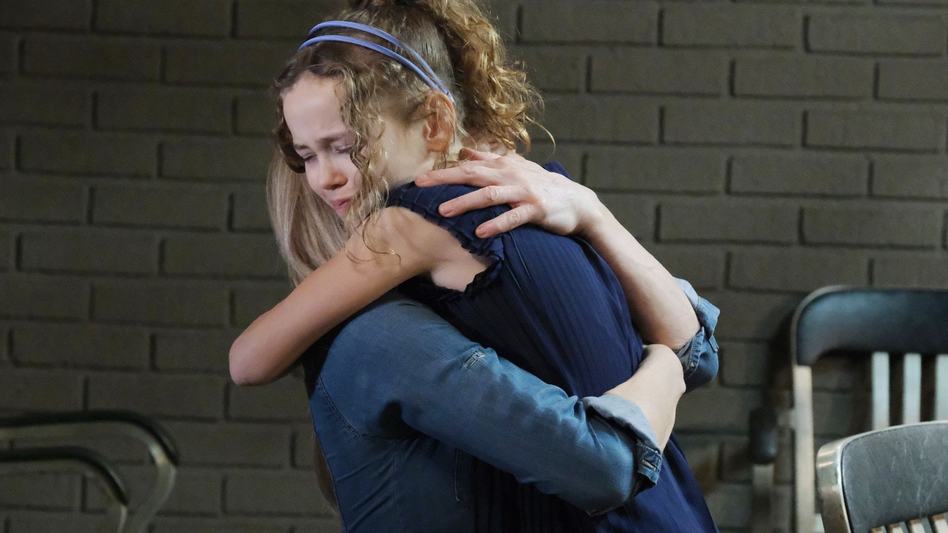 Kristen and Rachel reunite | Image: JPI