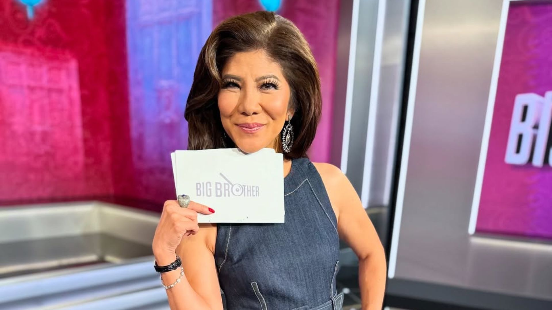 Julie Chen from Big Brother 27 | Image via Instagram/ @juliechenmoonves
