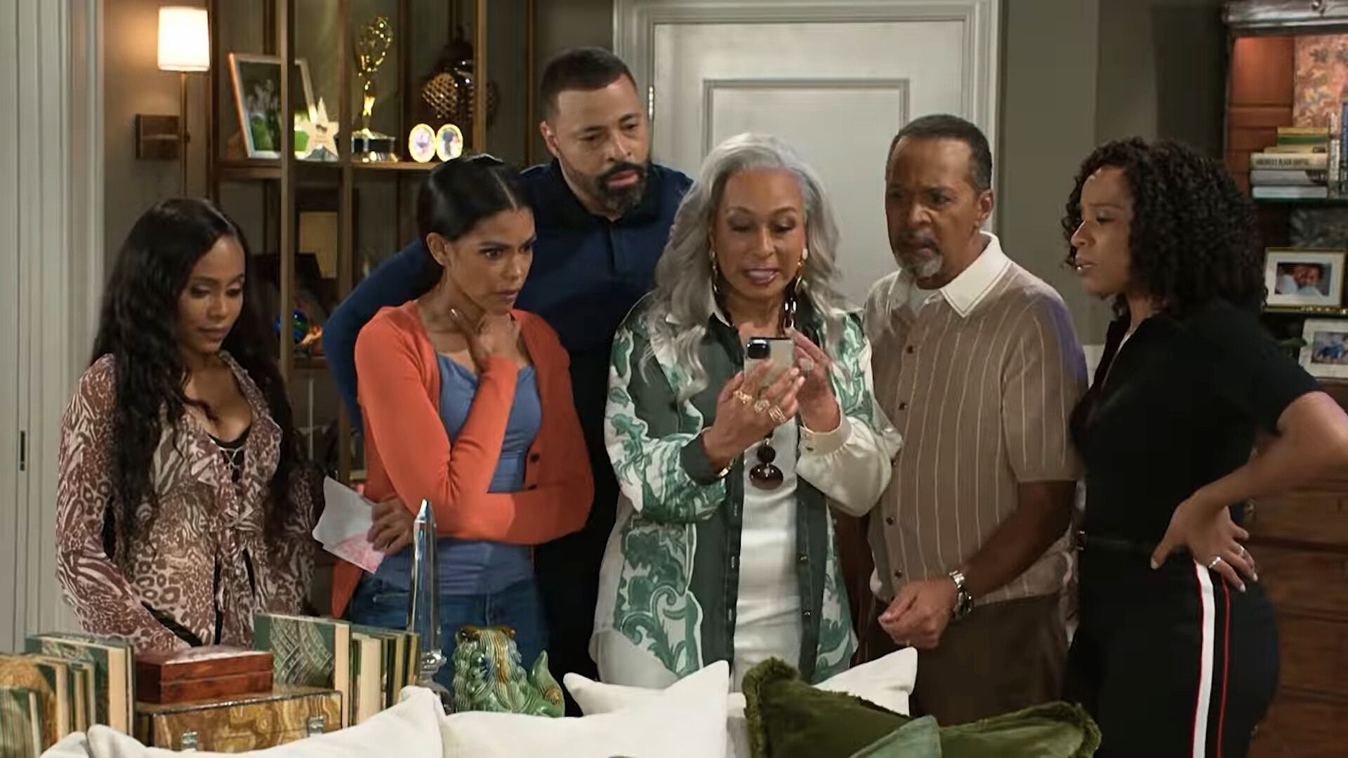 Beyond the Gates: The Duprees gather strength together | Image: CBS