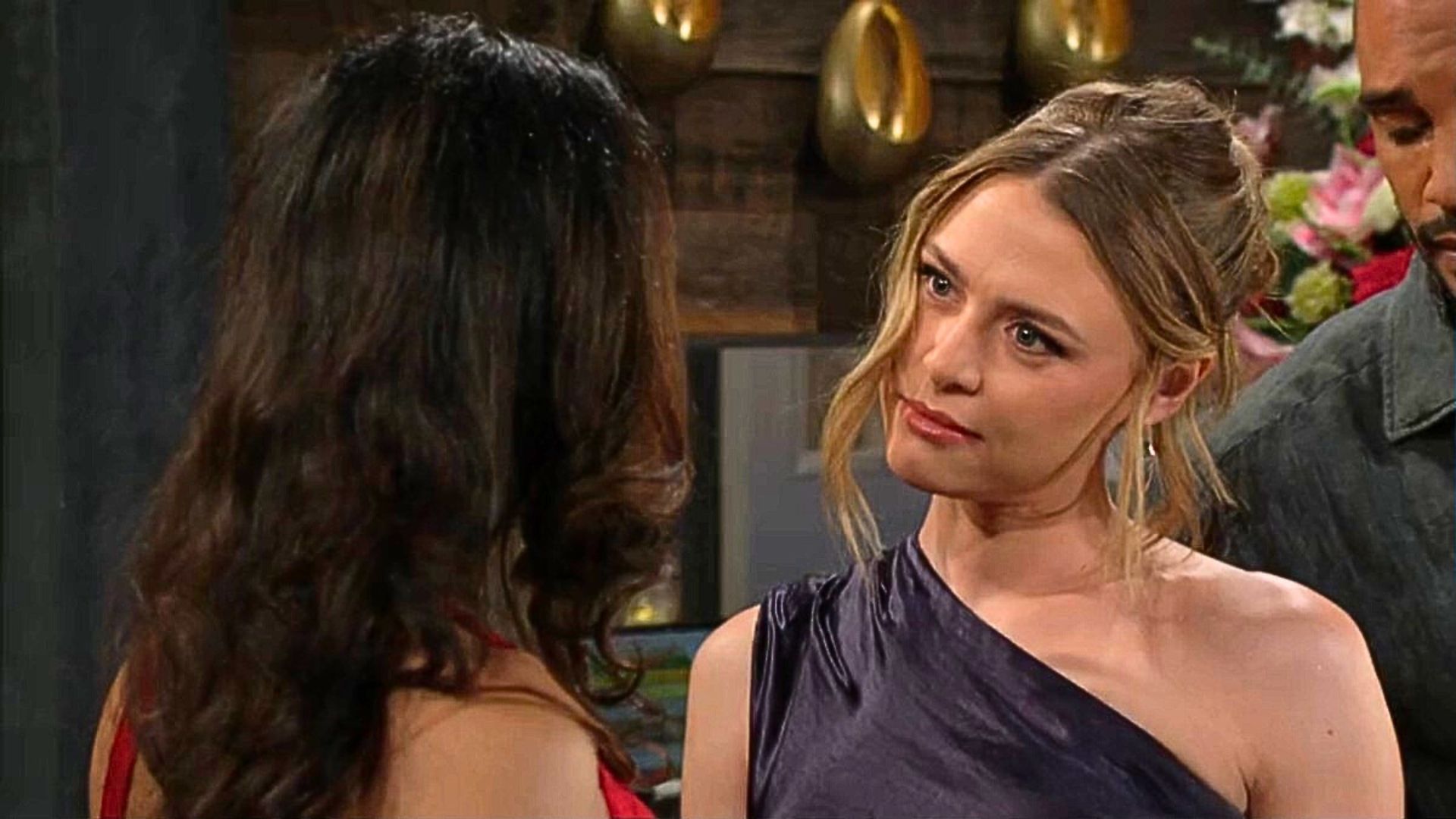 A drunken Claire threatened Audra with a creepy look on The Young and the Restless | Image: CBS