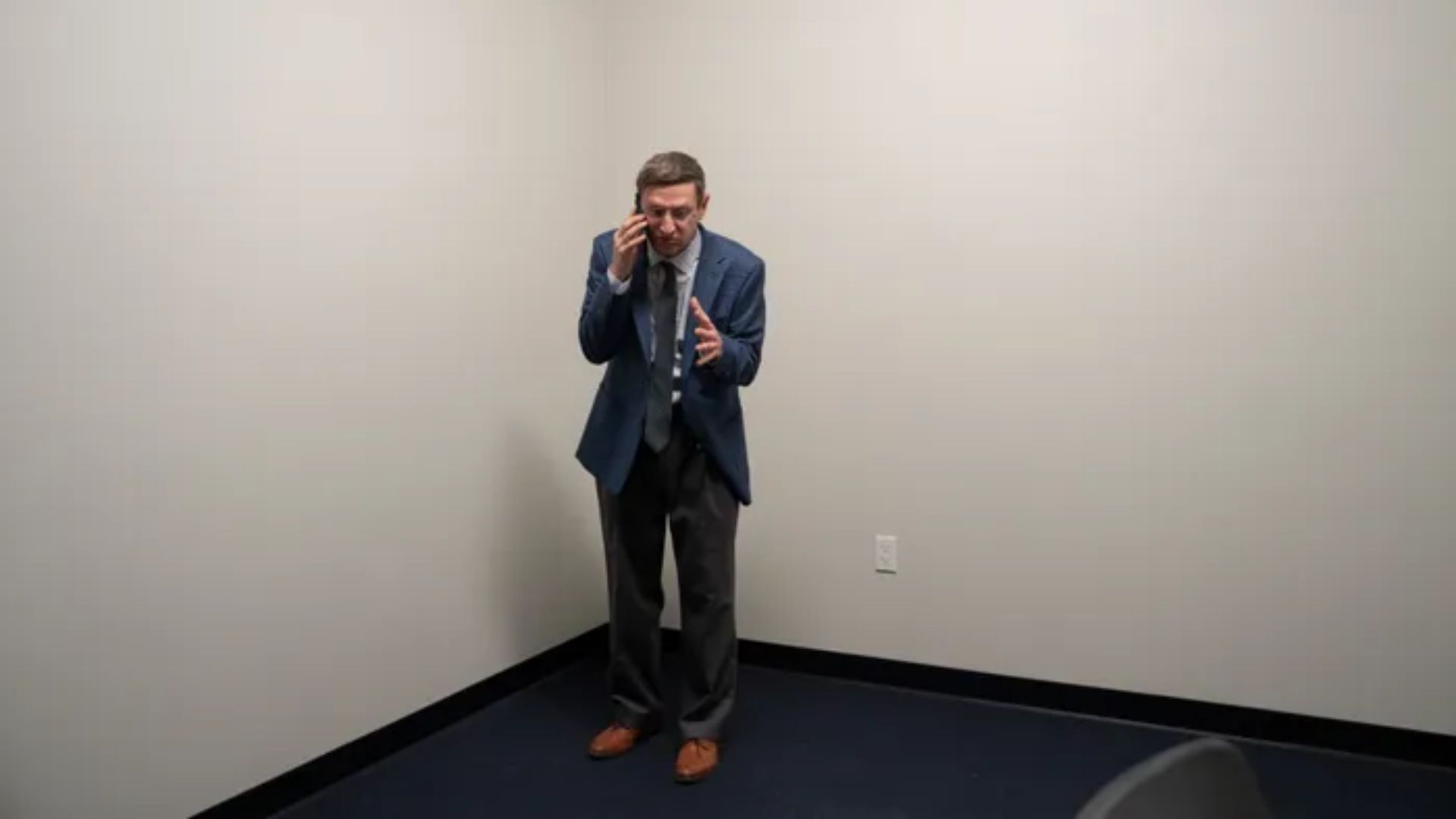 Tim Robinson as William Ronald Trosper (Image via HBO)