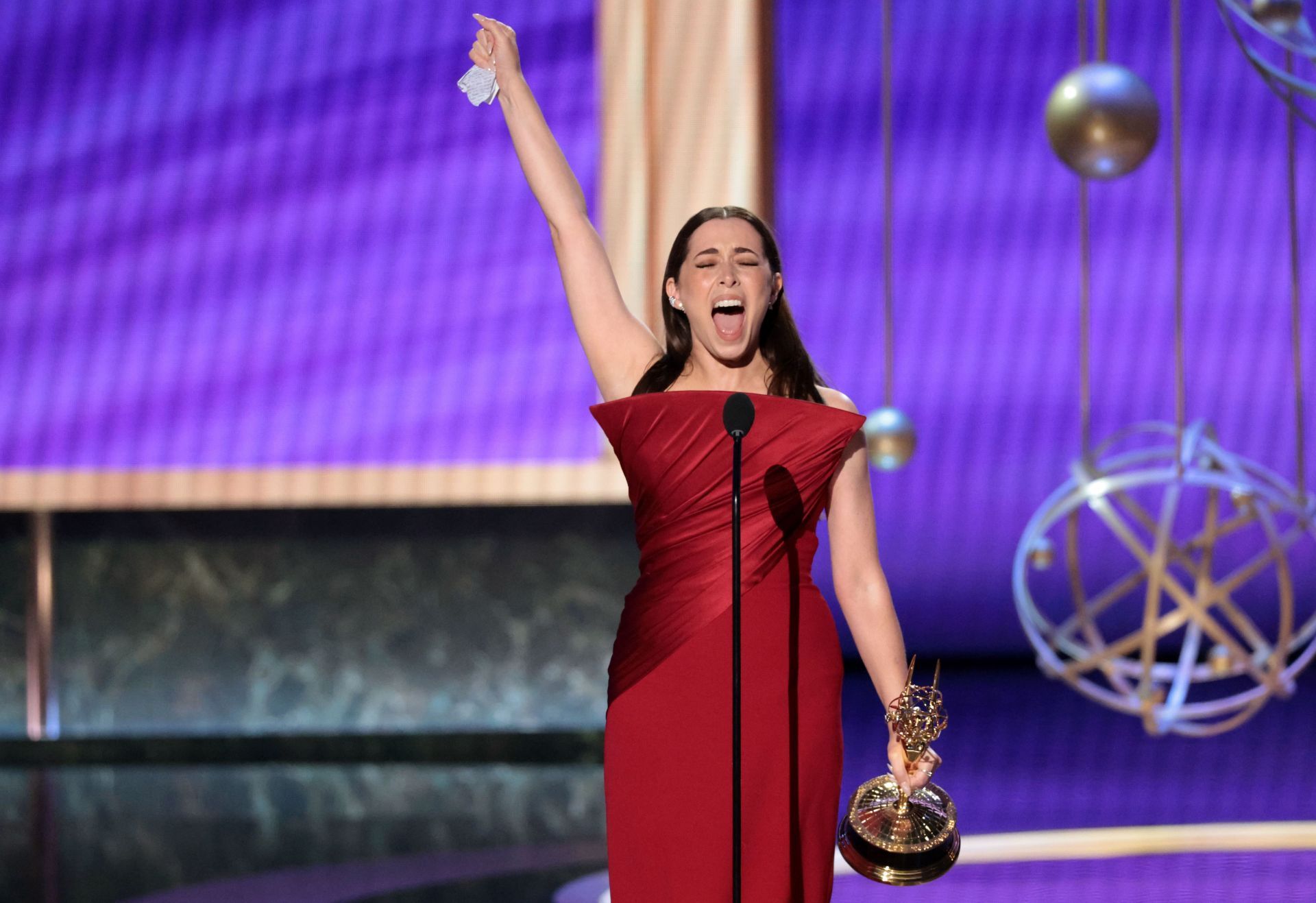 Cristin Milioti at Emmys 2025 (Myung J. Chun / Los Angeles Times via Getty Images)