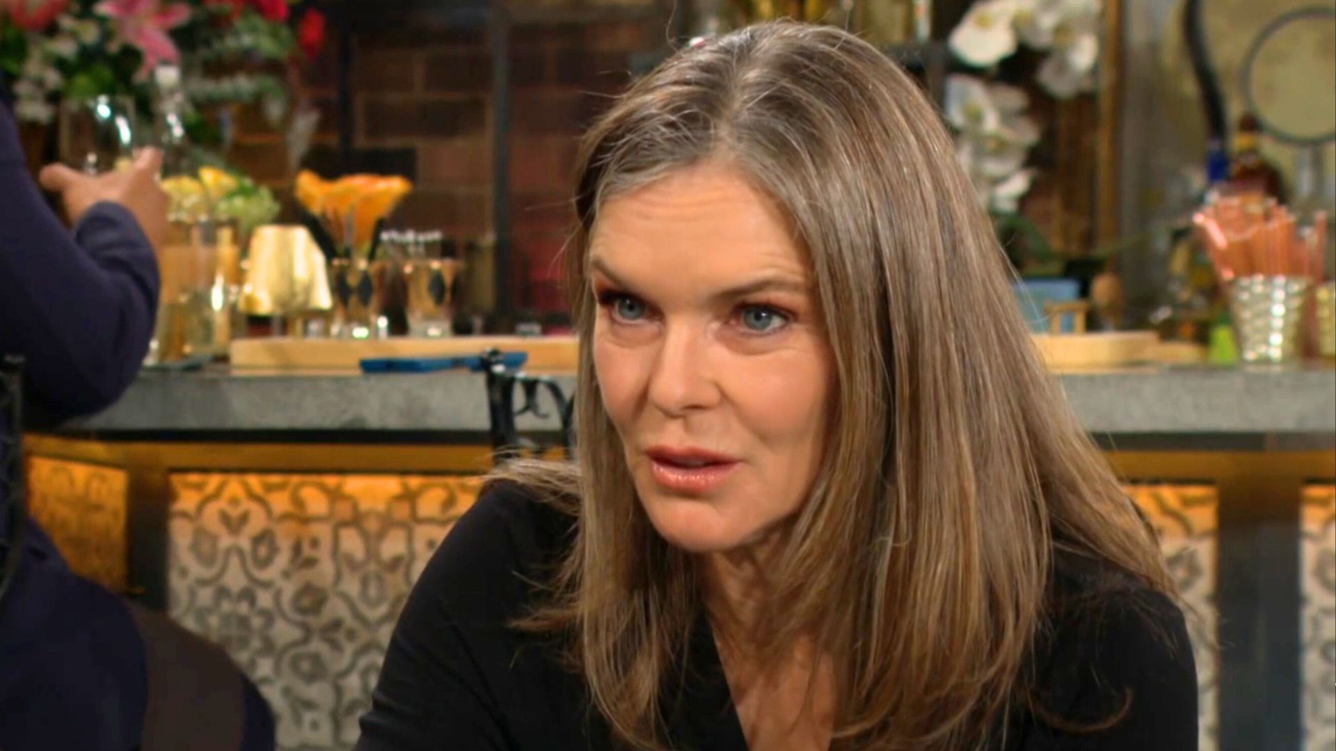 Diane (Susan Walters) is making up for lost time with Kyle on The Young and the Restless | Image: CBS