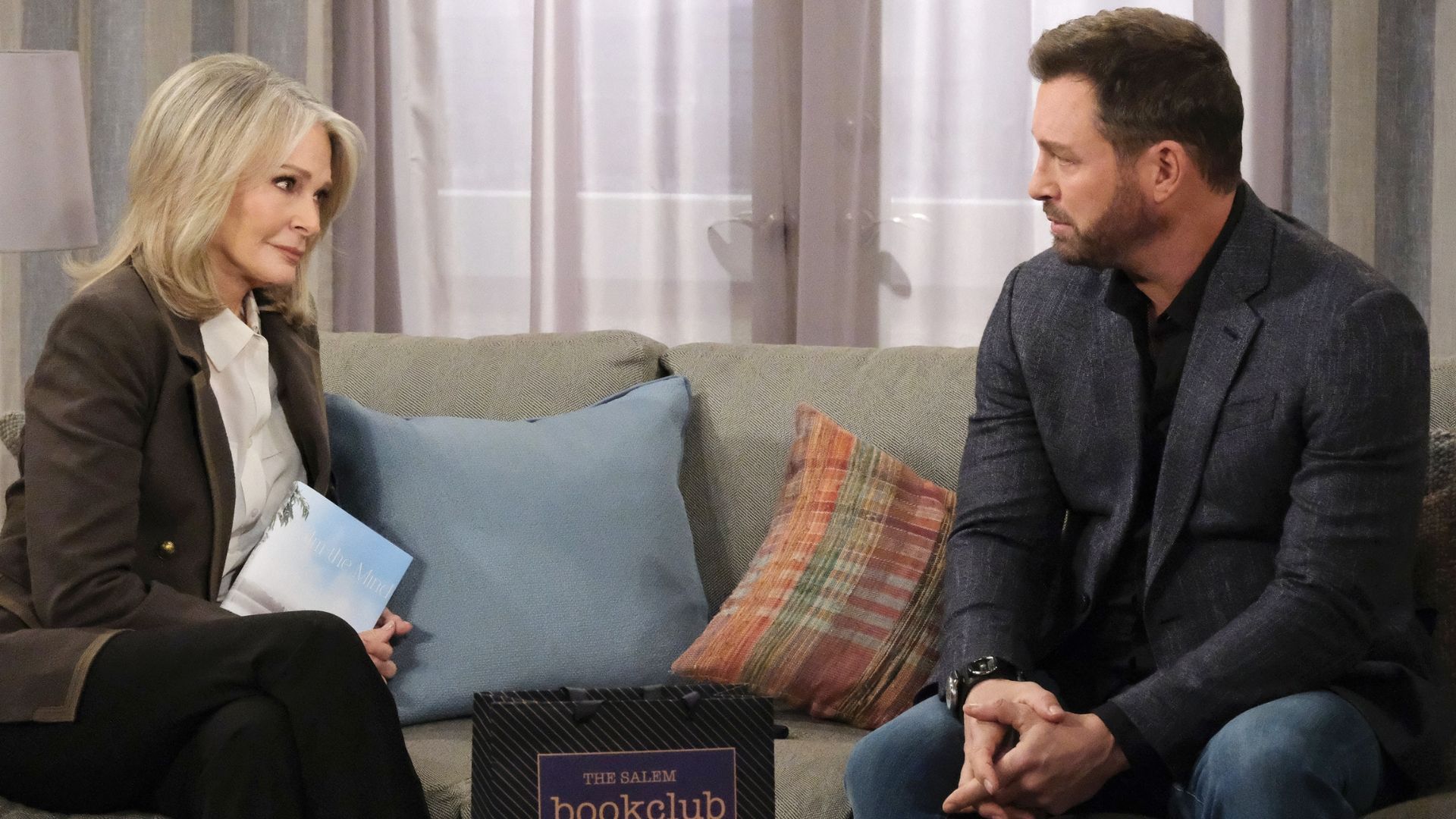 Marlena appears to give Brady advice | Image: JPI