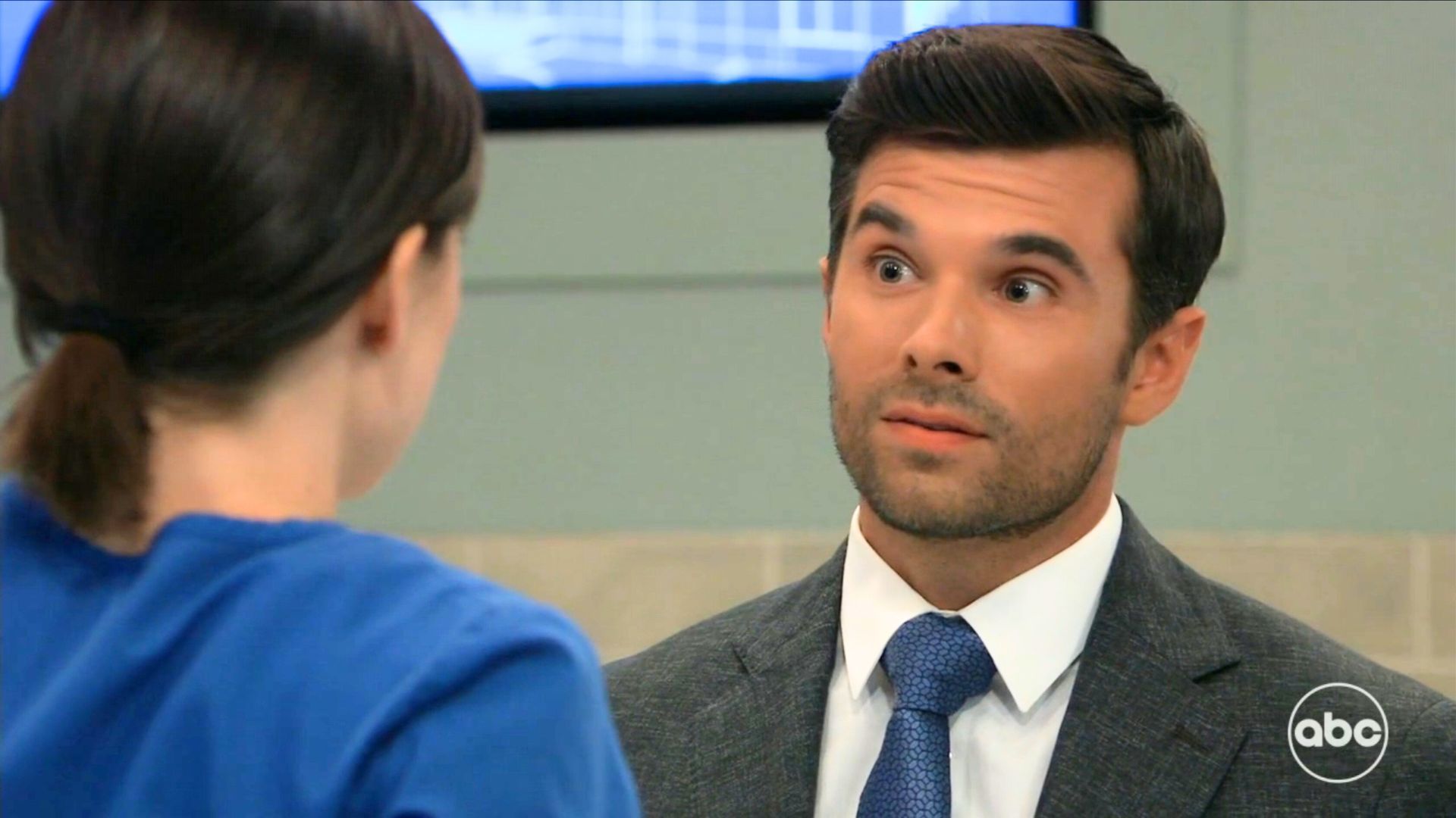 Chase (Joshua Swickard) tried to steer Willow (Katelyn MacMullen) away from Drew on General Hospital | Image: ABC