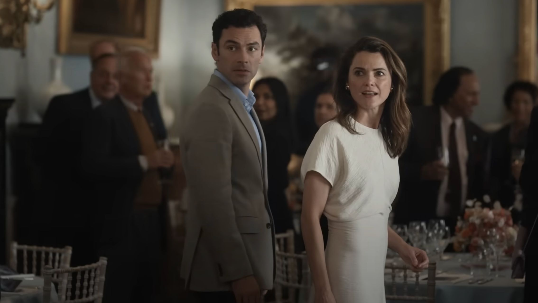 Keri Russell as Kate Wyler (Image via YouTube/Netflix)