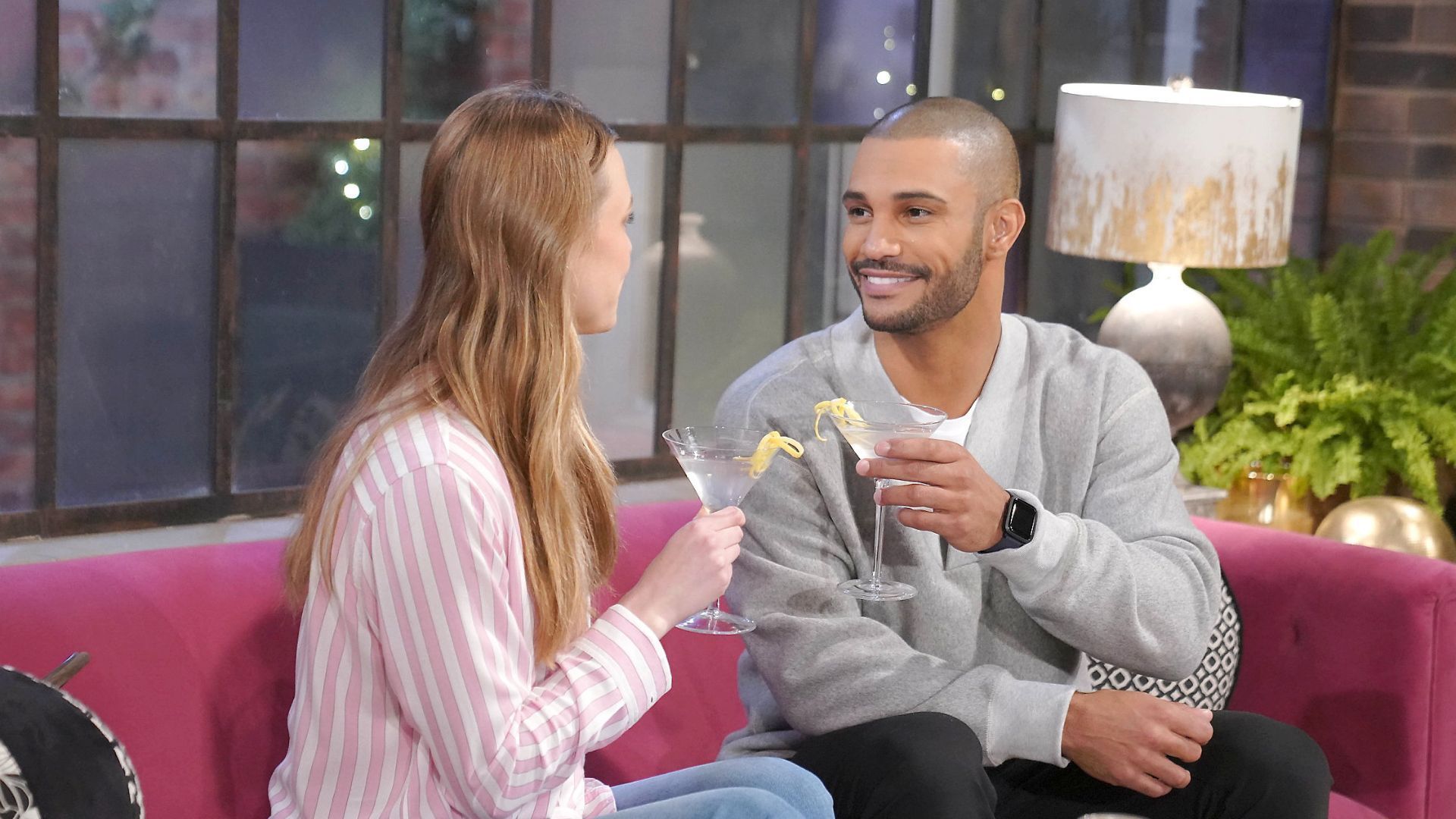 Claire (Hayley Erin) said no to a future with Kyle, but yes to a drink with Holden (Nathan Owens) on The Young and the Restless | Image: JPI