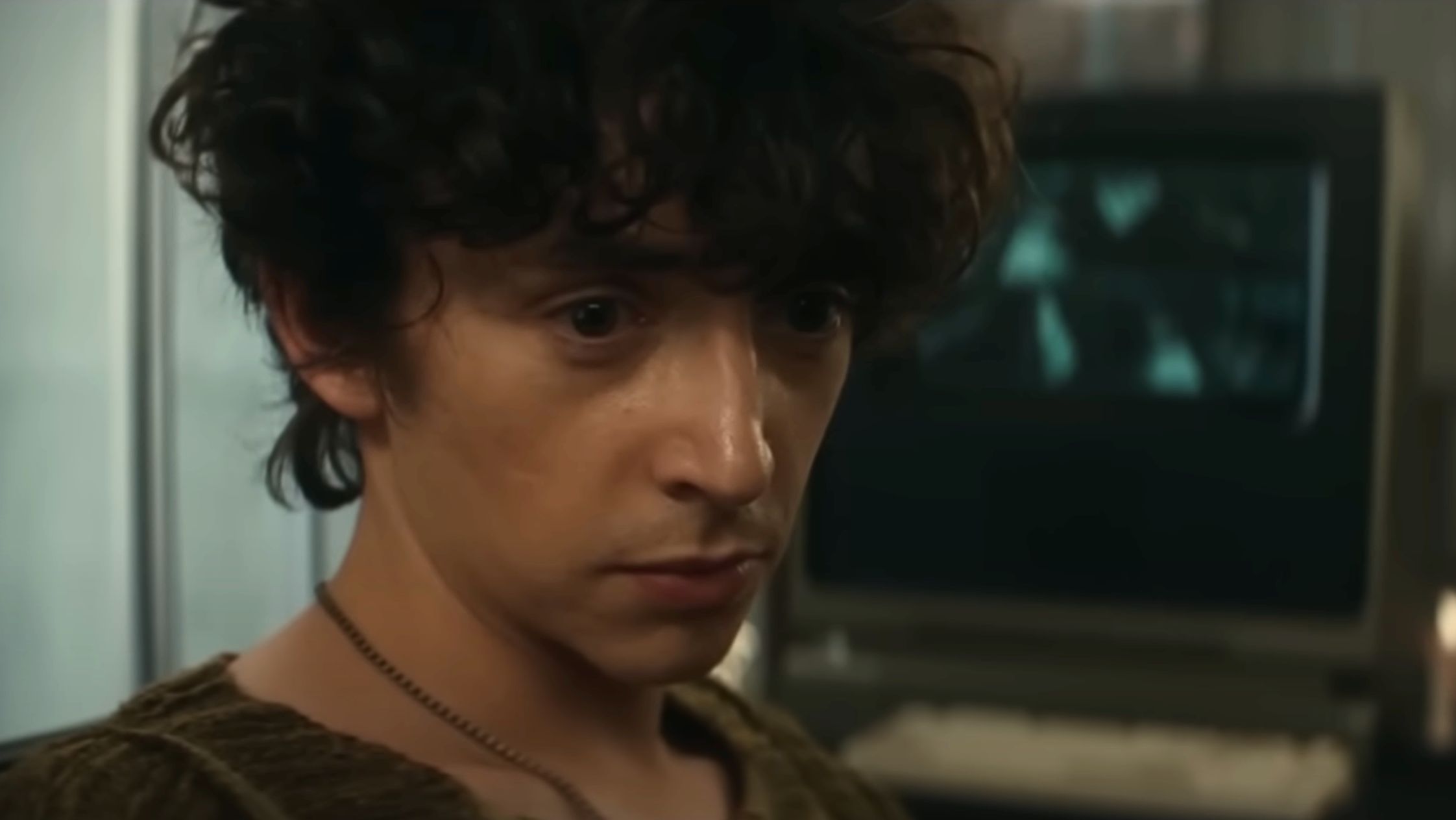 Samuel Blenkin in Alien Earth (Image via YouTube/TV Promos)