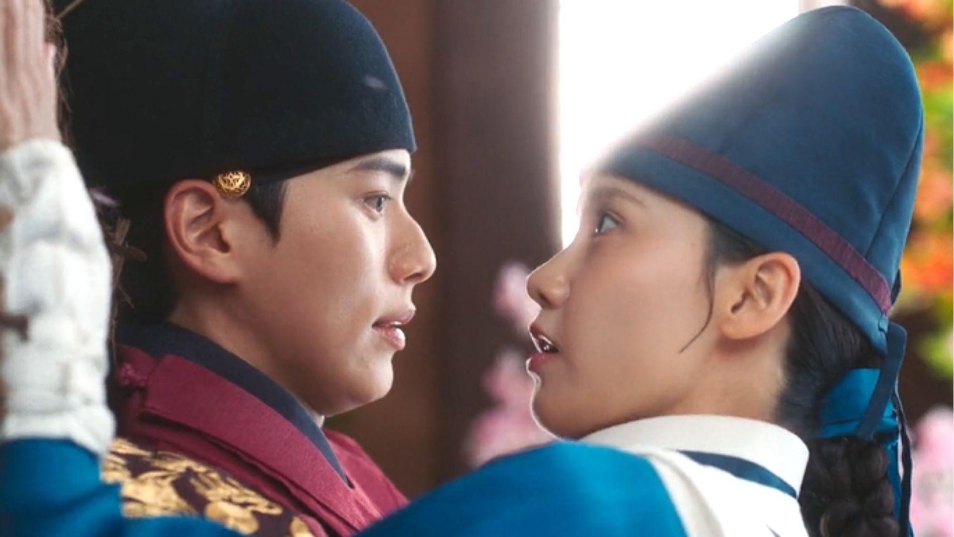 King Lee-heon starts liking Ji-young (Image via tvN)