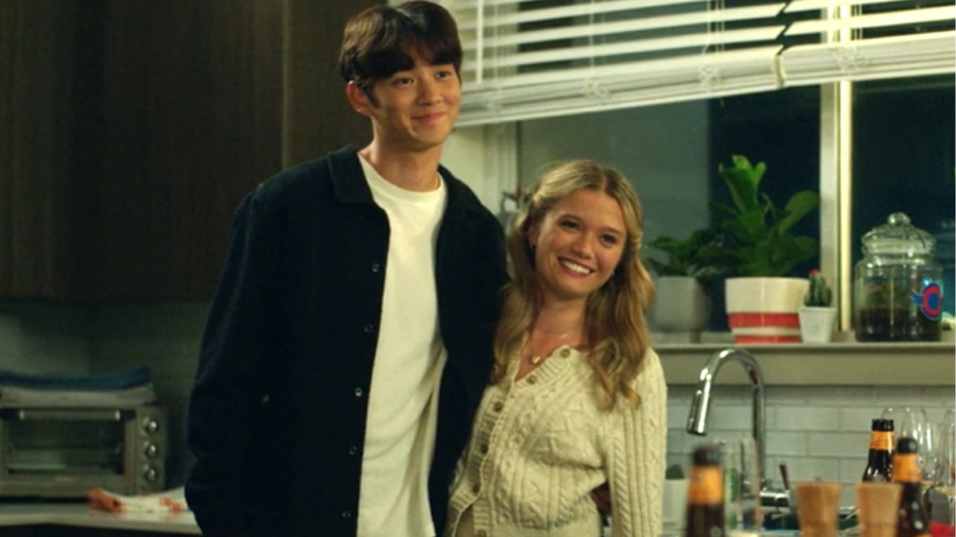 Steven and Taylor patch up (Image via Prime Video)