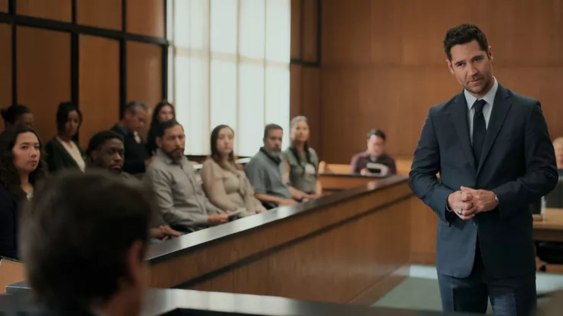 Mickey in The Lincoln Lawyer (Image via Netflix)