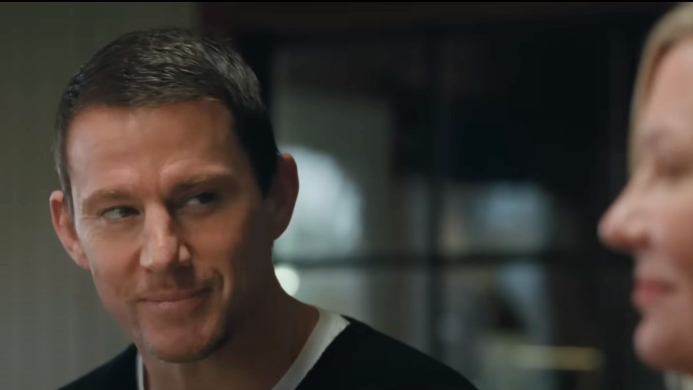 Channing Tatum as Jeffrey Manchester in Roofman (Image via YouTube/Paramount Pictures)