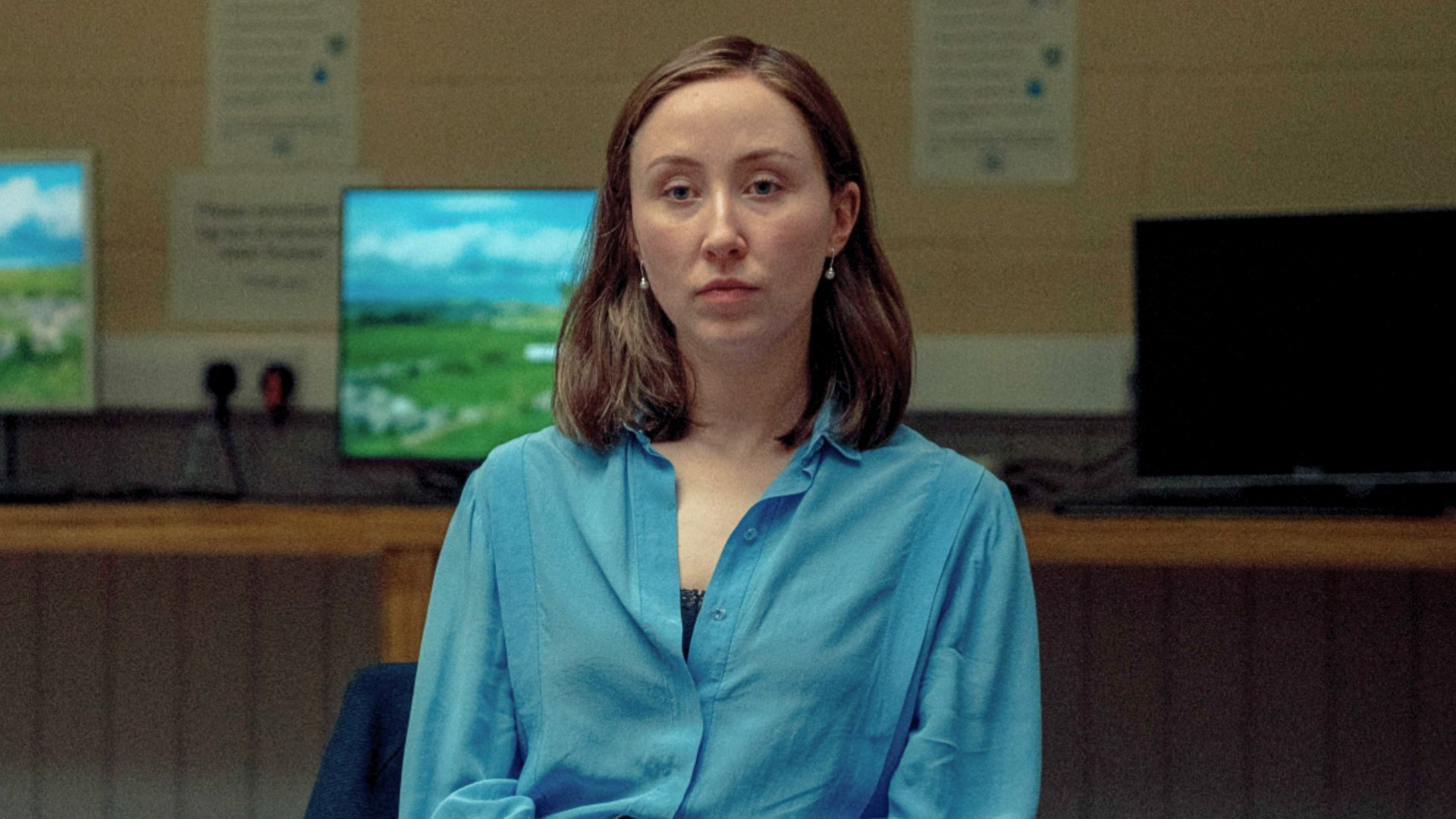 Erin Doherty wins her first Emmy for Adolescence, delivering a riveting one-episode performance that left audiences stunned (Image via Netflix)