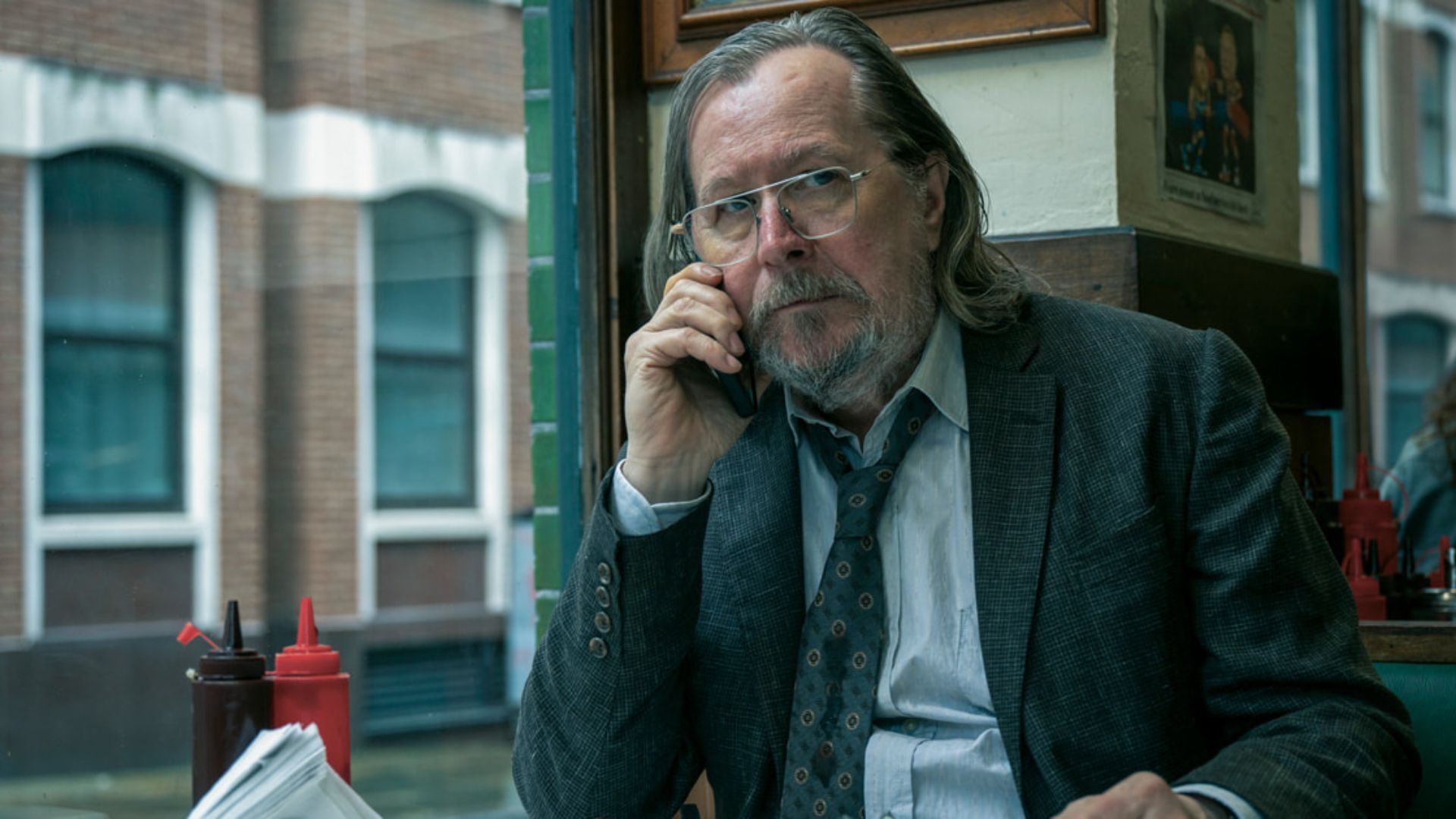 A still from Slow Horses (Image via Apple TV+)