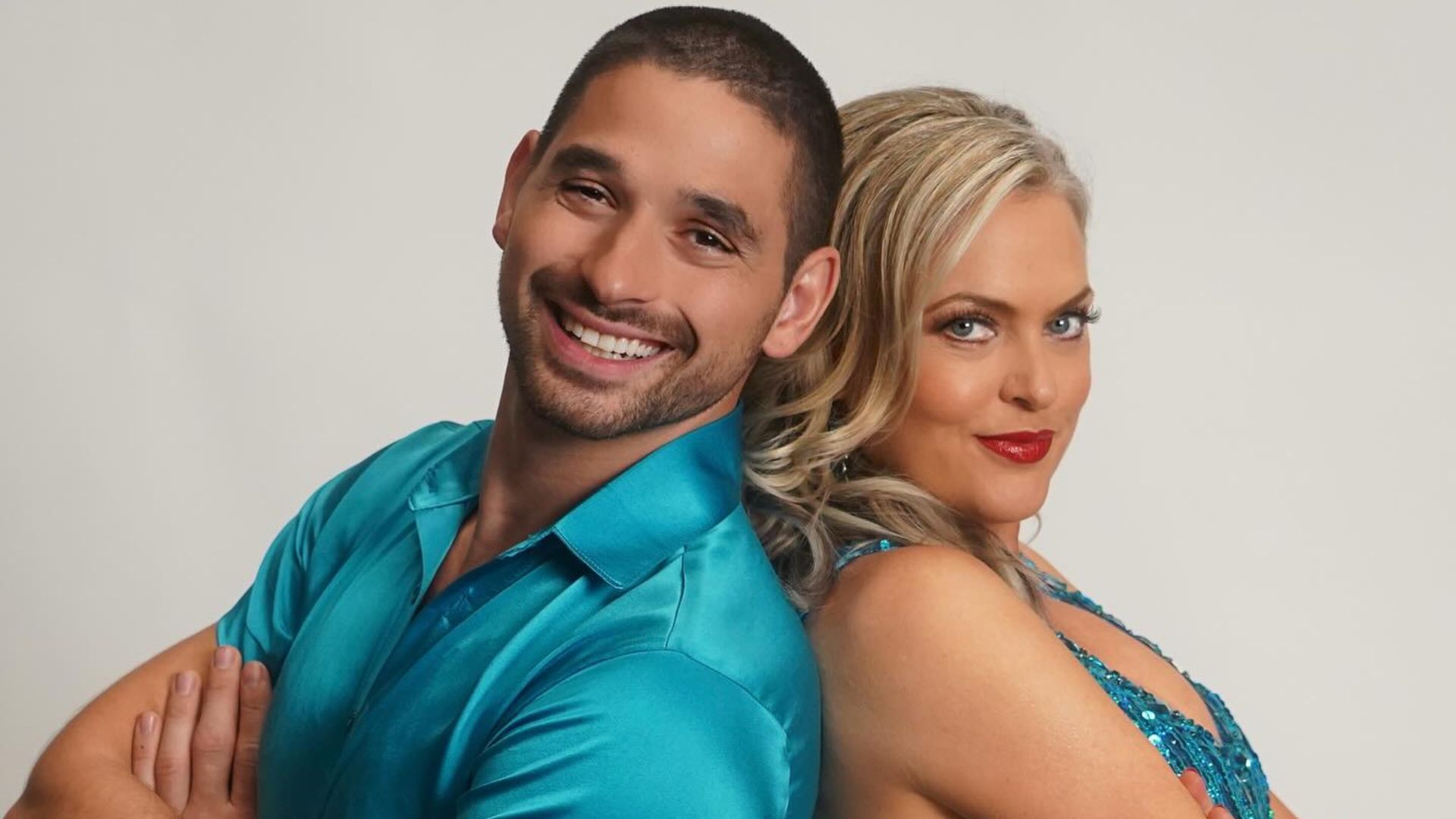 Elaine Hendrix misses Halloween Night on Dancing With The Stars (Image via Instagram)