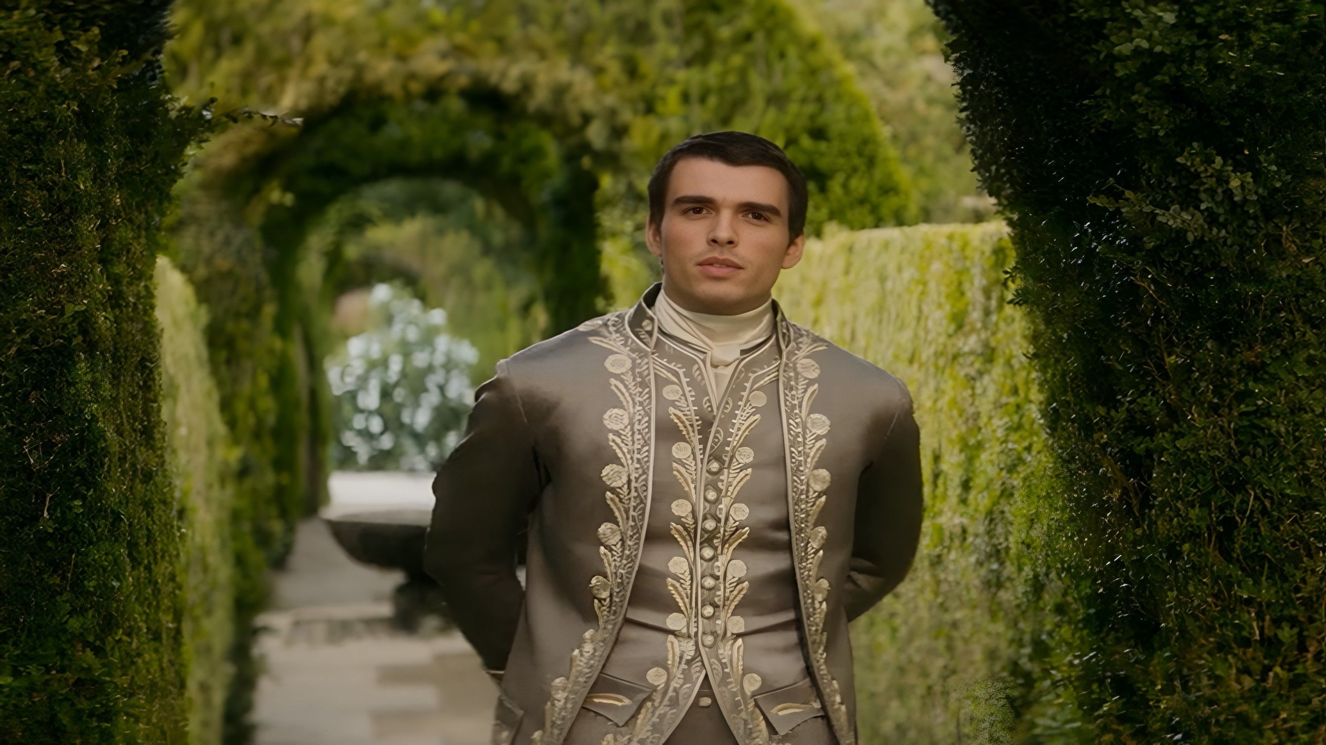 Corey Mylchreest ( Image via YouTube / Netflix )