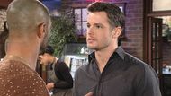 Kyle doesn't trust Holden on The Young and the Restless | Image: CBS