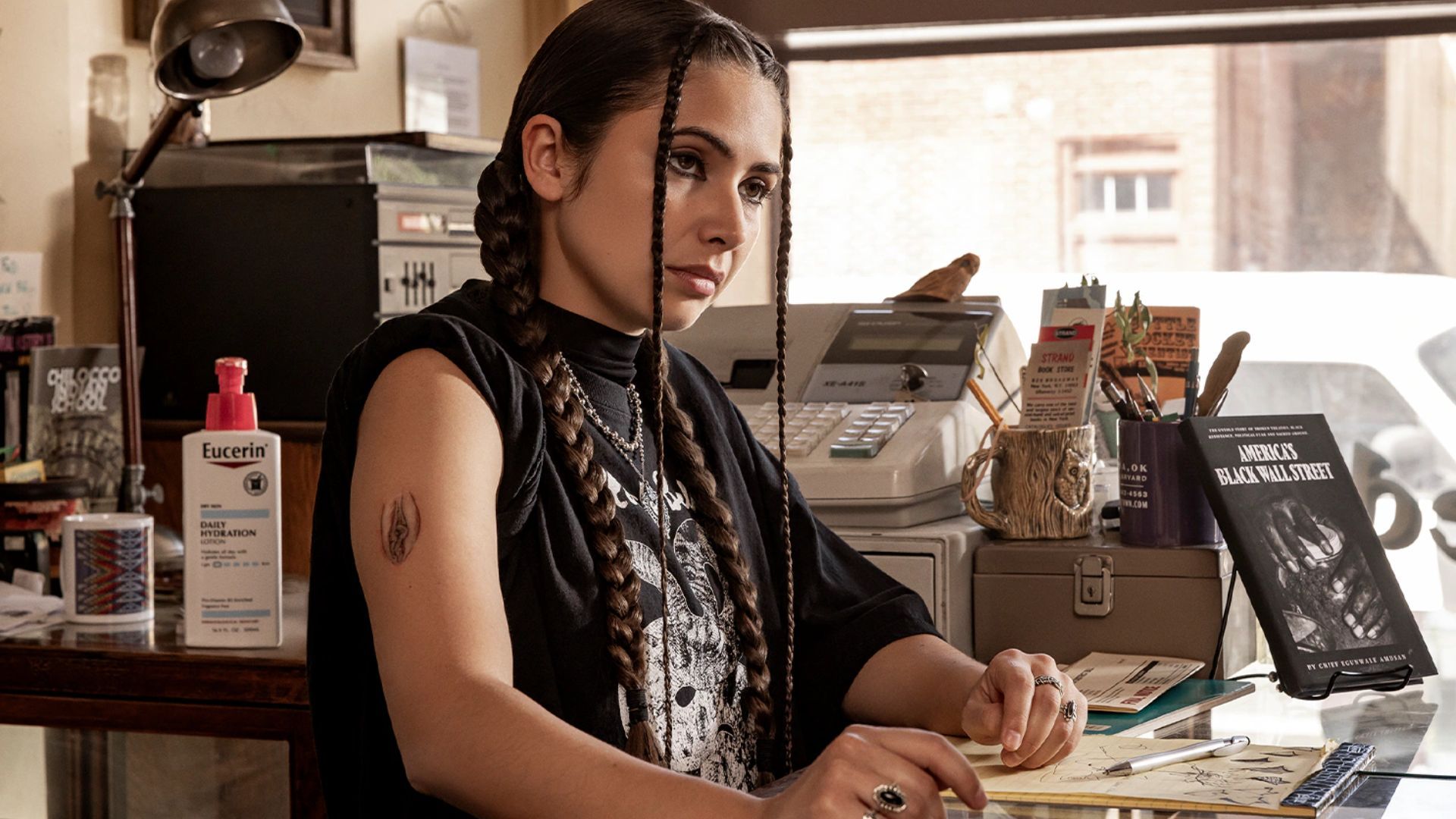 Diedra in the series (Image via FN Networks)