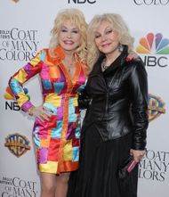 Dolly and Stella Parton at the Premiere Of Warner Bros. Television's "Dolly Parton's Coat Of Many Colors" - Arrivals - Source: Getty