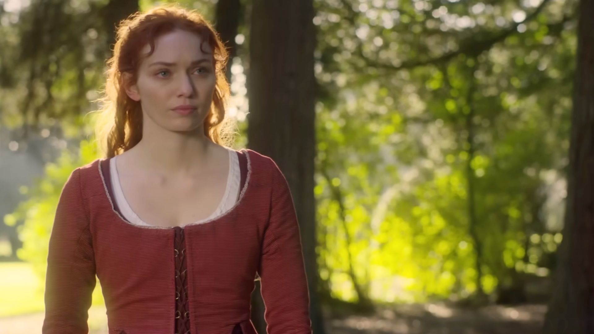 Eleanor Tomlinson in Poldark | Image via YouTube/BBC