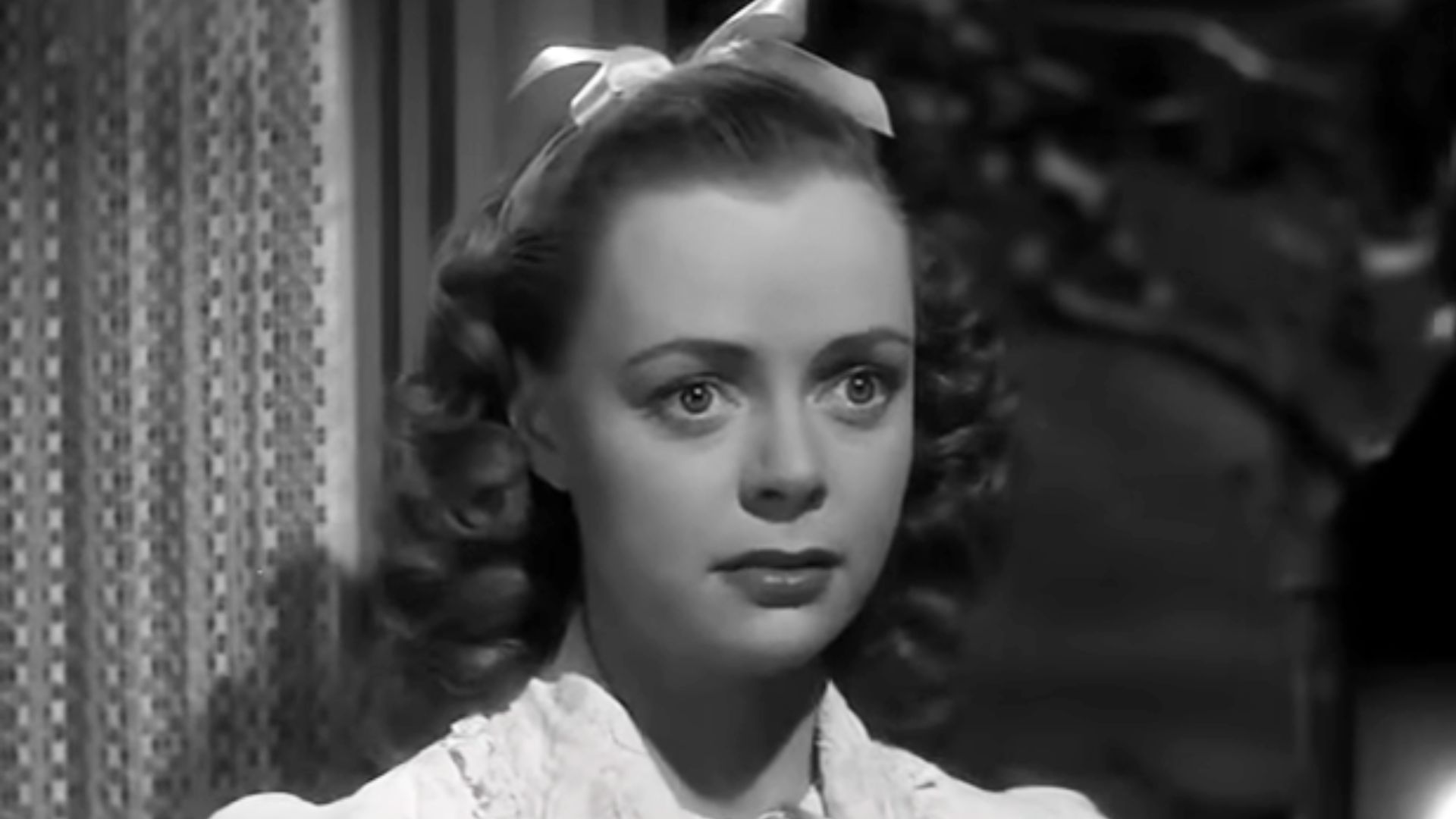 June Lockhart in She-Wolf of London | Image via Universal Pictures Company, Inc