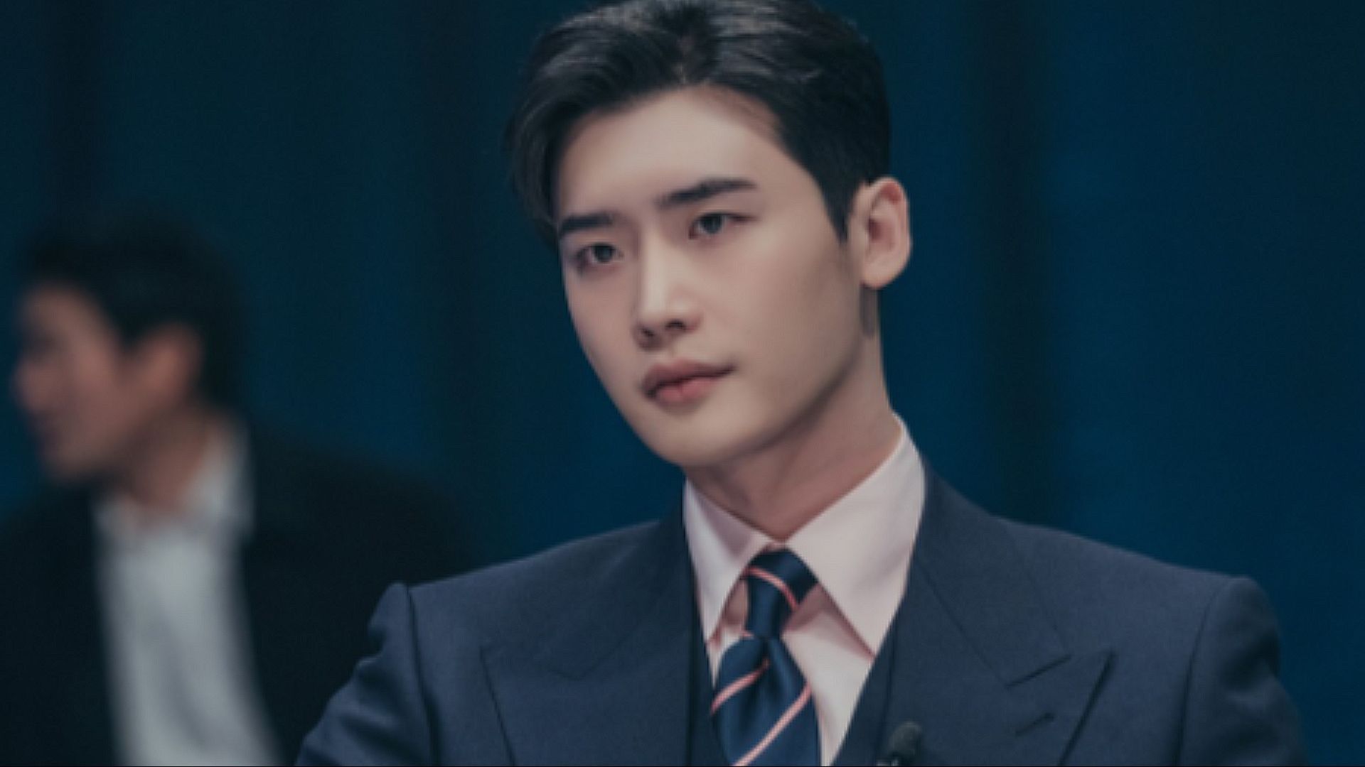 Lee Jong-suk as Park Chang-ho (Image via MBC)