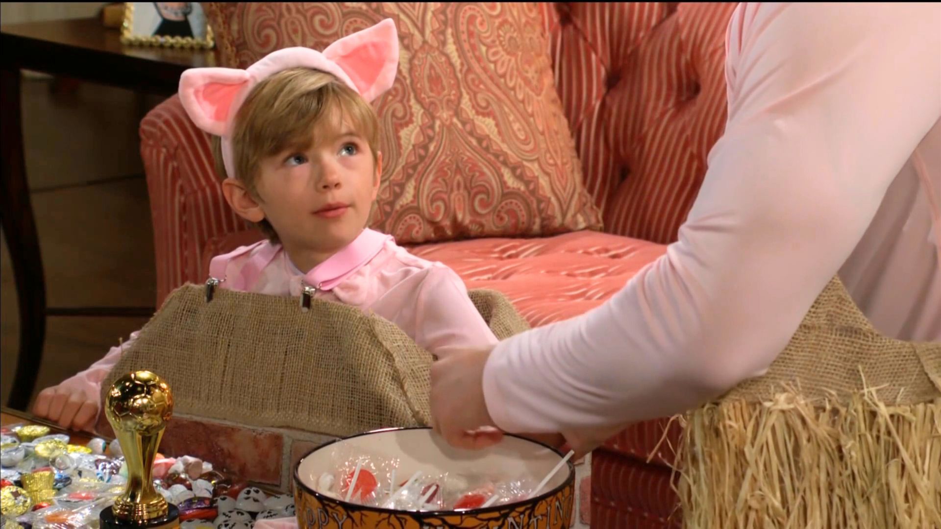 Redding Munsell plays Harrison on The Young and the Restless | Image: CBS